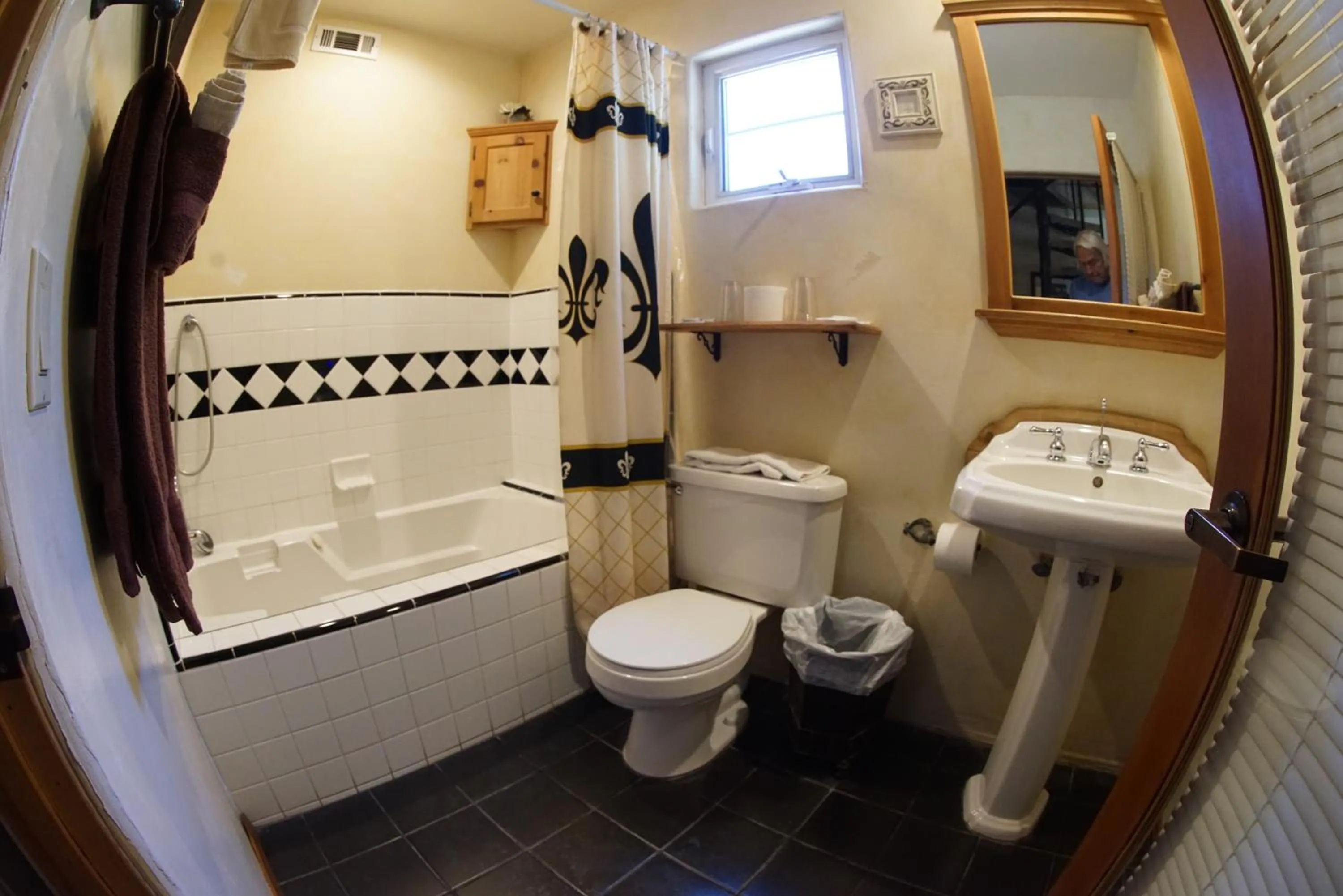 FLEUR DE LAC EUROPERAN INn