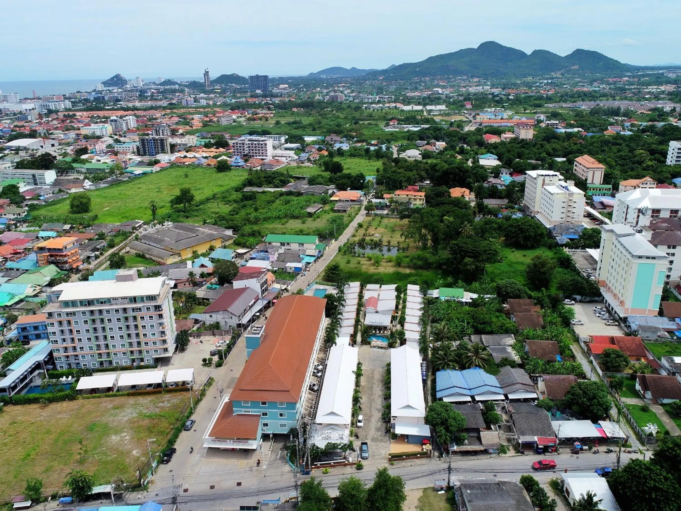 Bird's eye view in Baanloksouylokchay