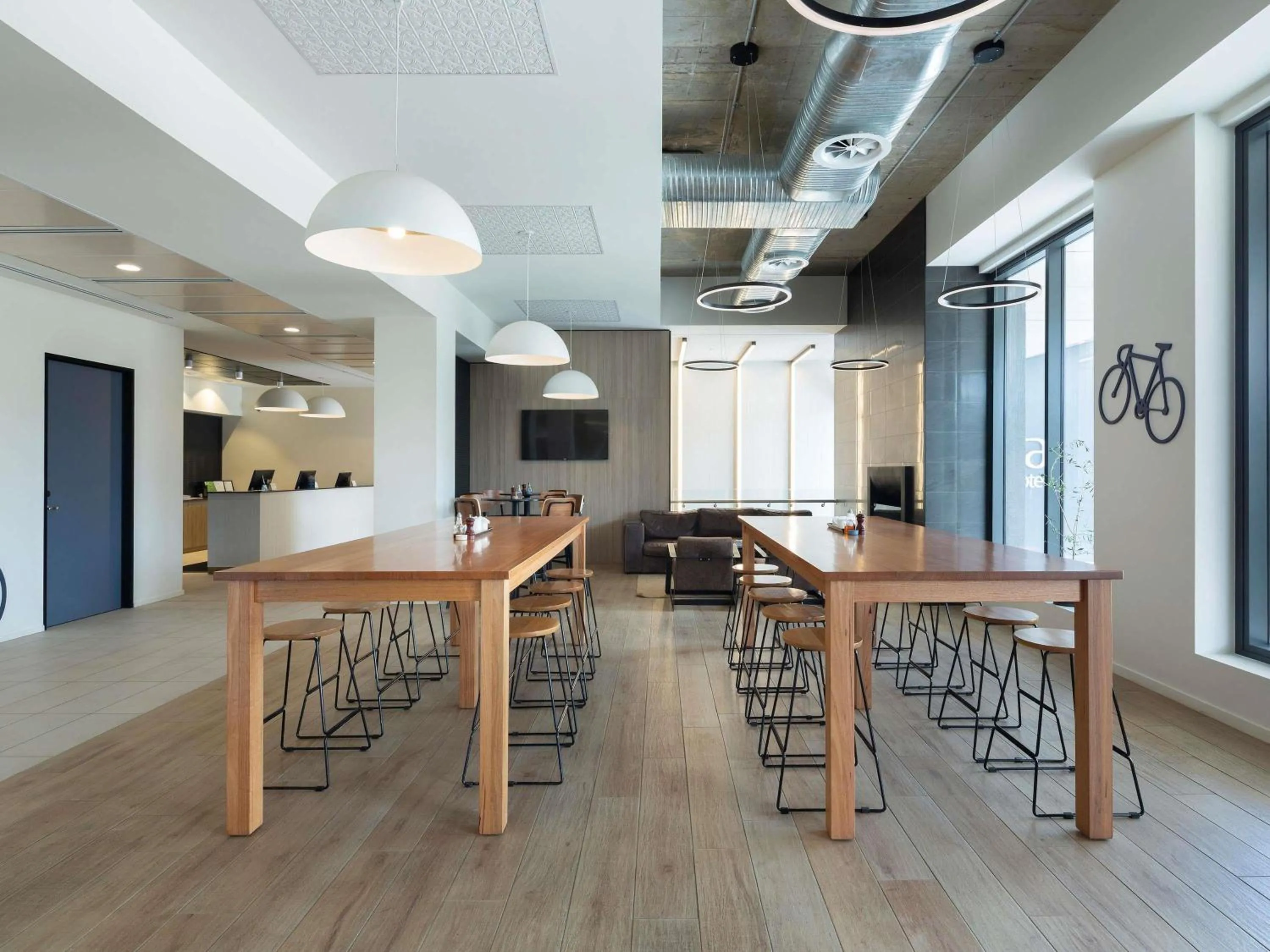 Breakfast in Mantra MacArthur Hotel