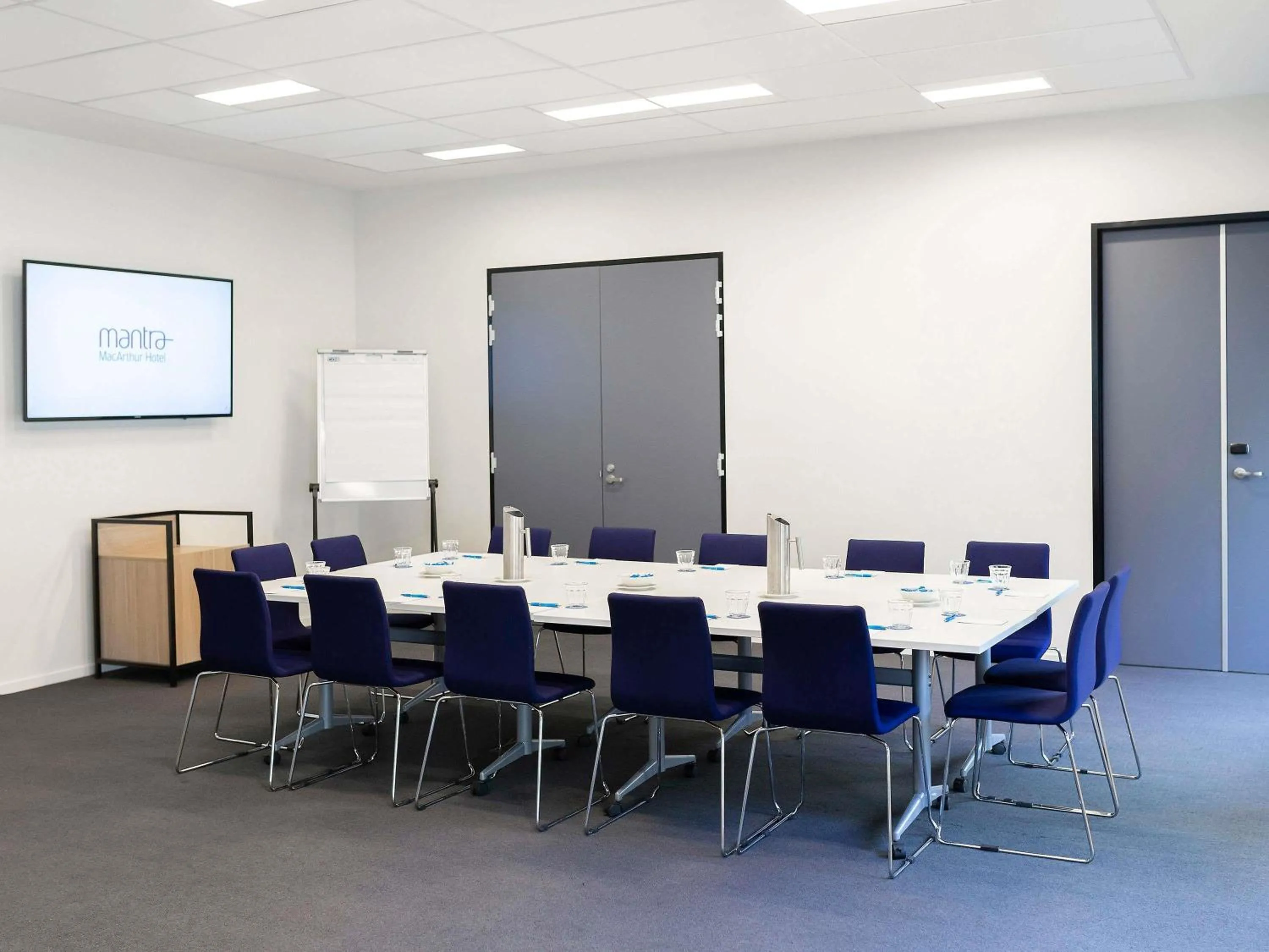 Business facilities in Mantra MacArthur Hotel