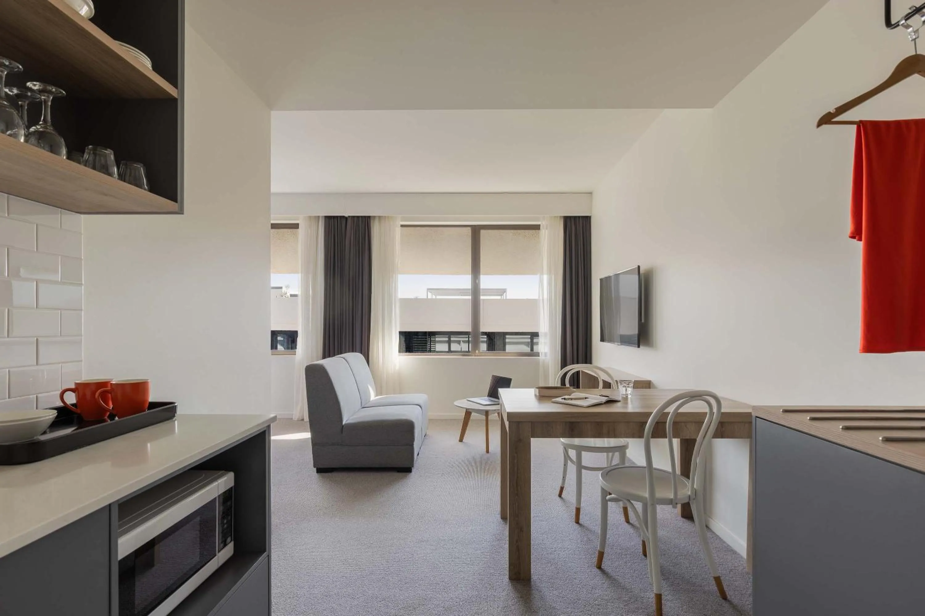 Bedroom in Mantra MacArthur Hotel