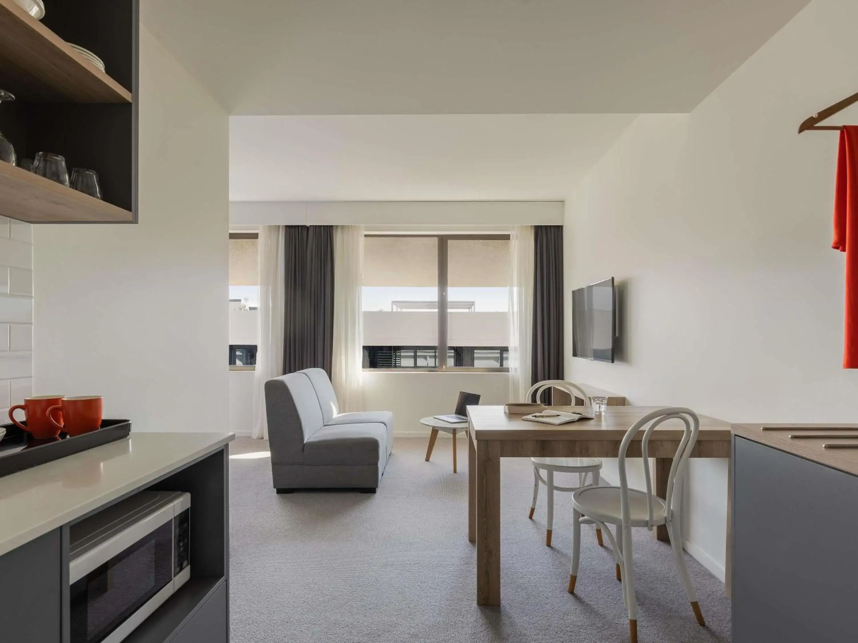 Bedroom in Mantra MacArthur Hotel Bedroom in Mantra MacArthur Hotel