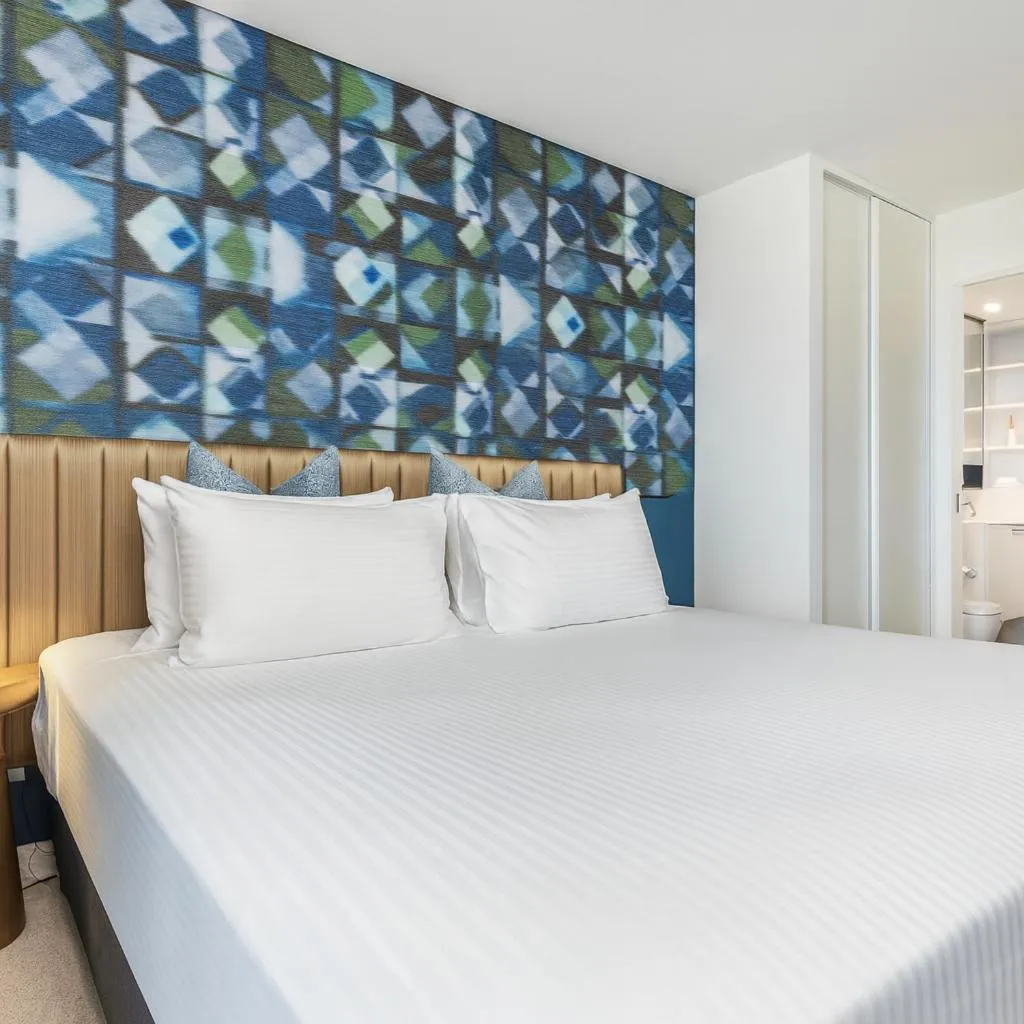 Bedroom, Bed in Quest Flemington Central