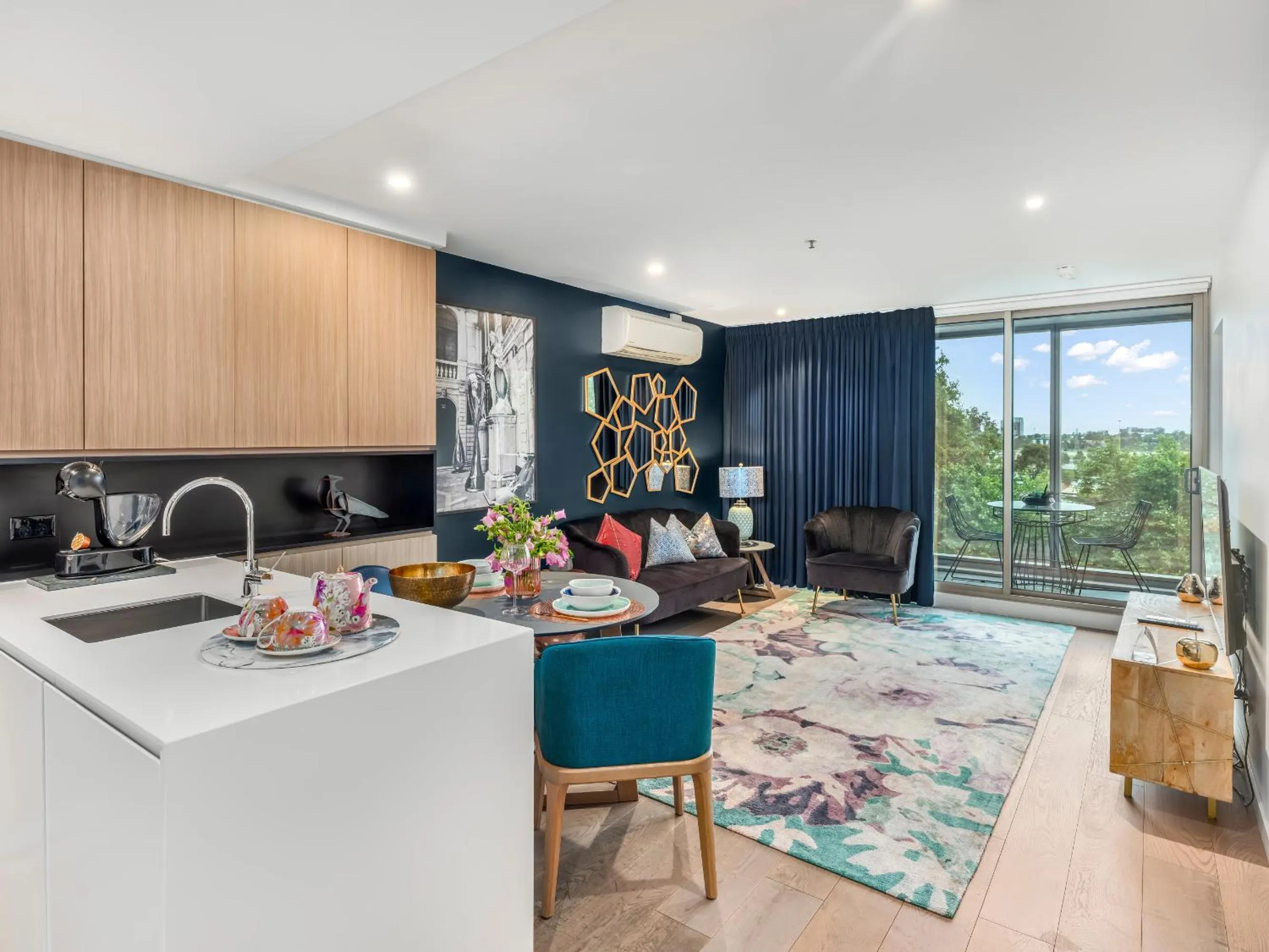 TV and multimedia in Quest Flemington Central