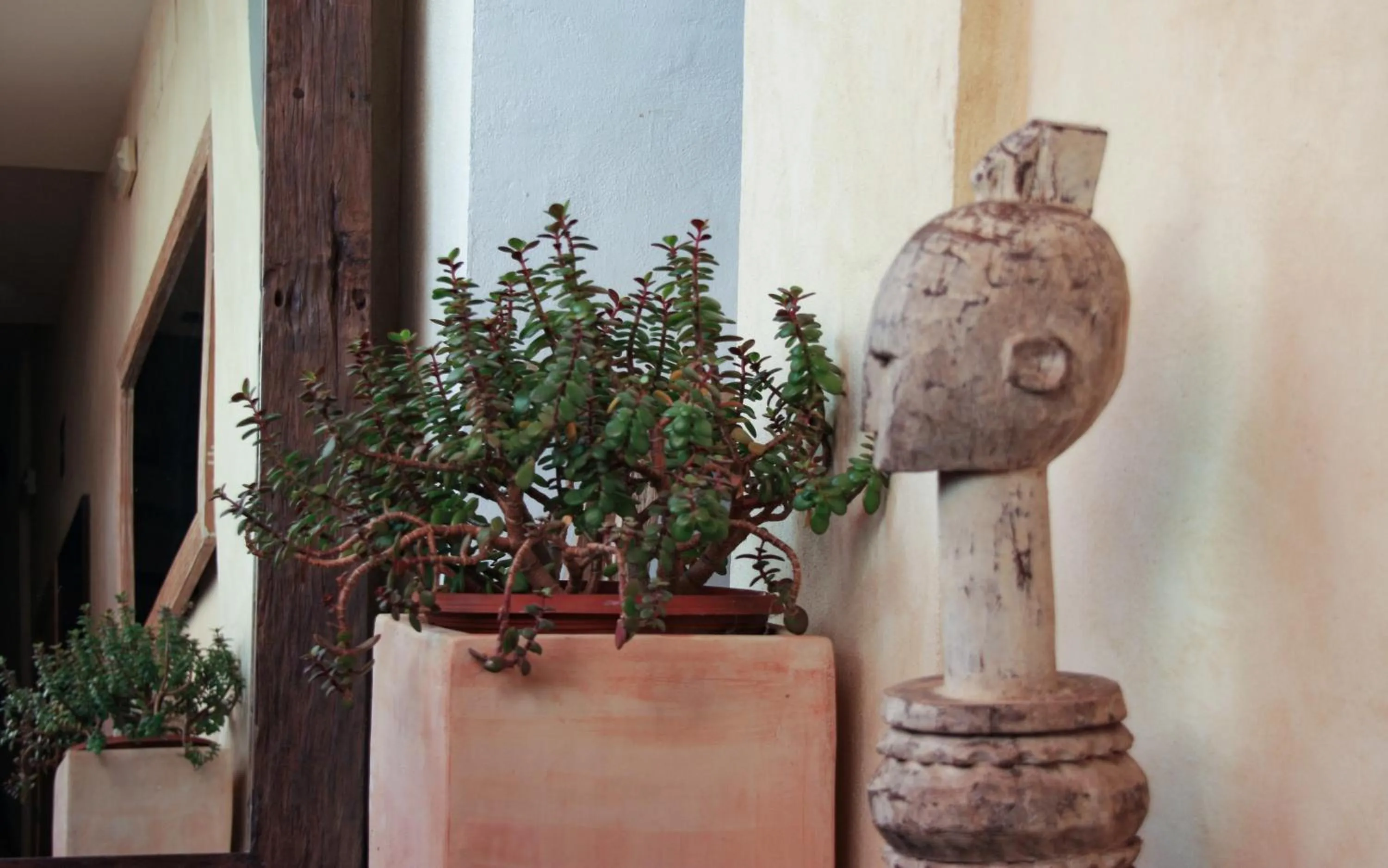 Decorative detail in Room Tarifa
