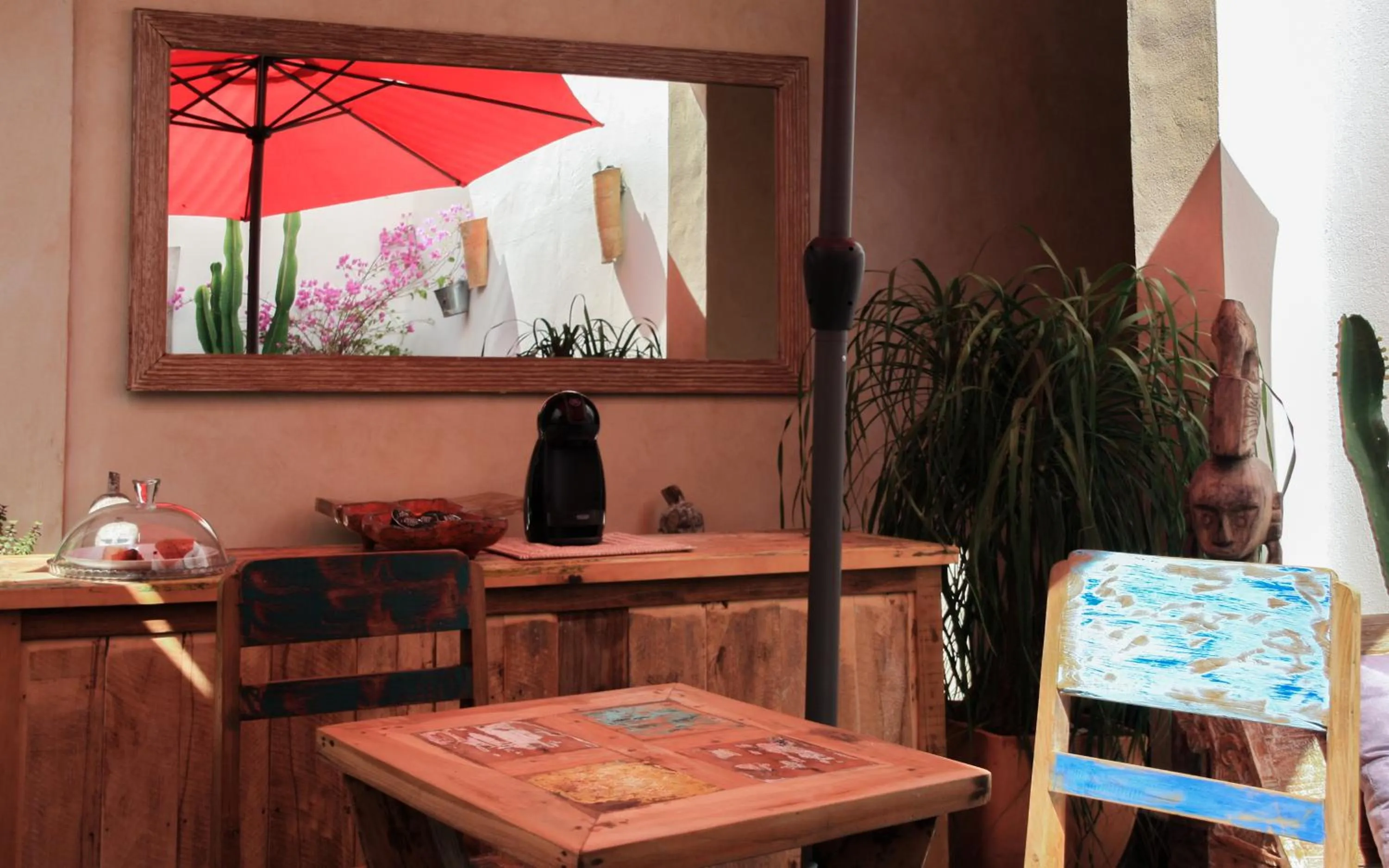 Decorative detail in Room Tarifa