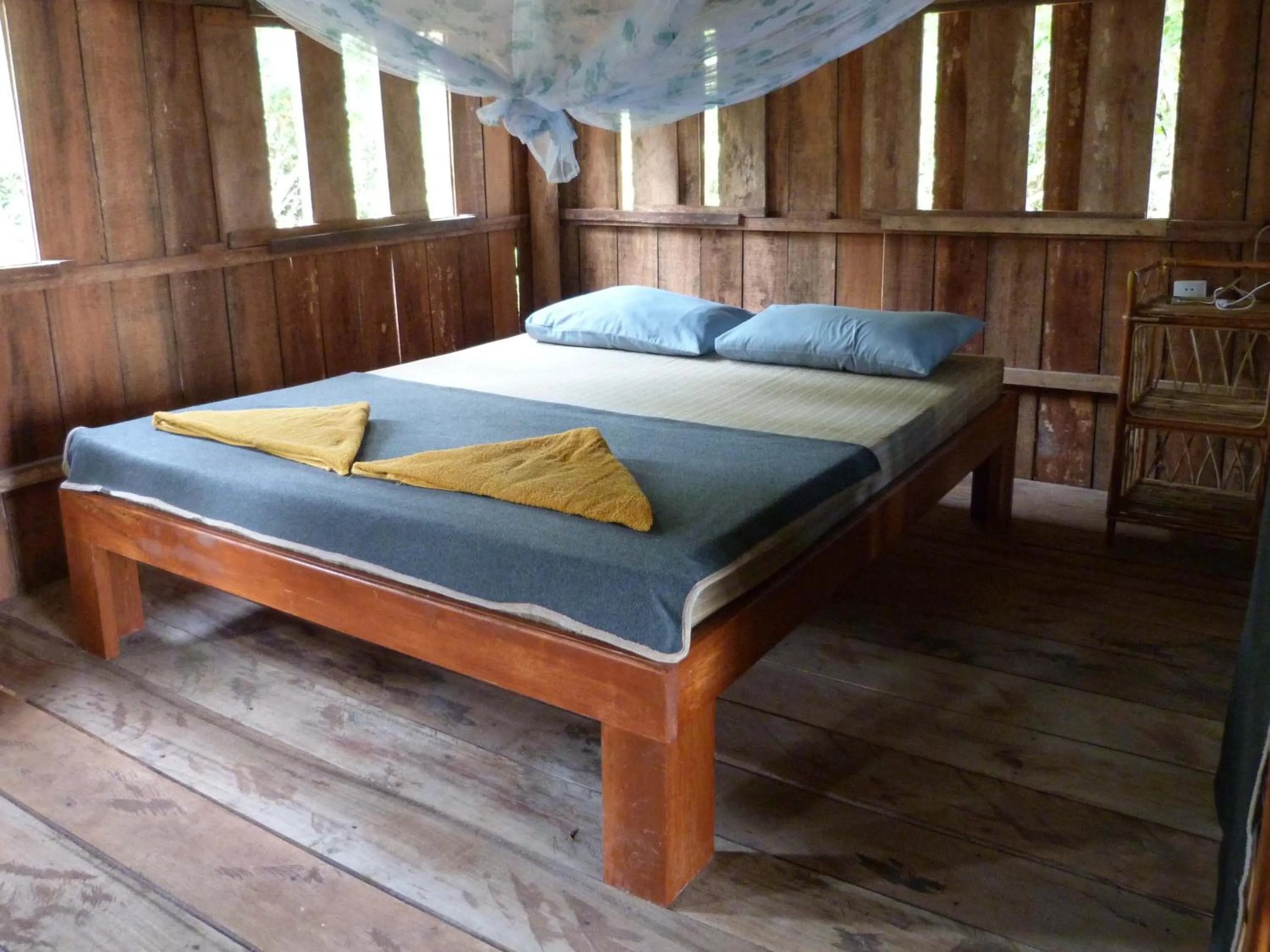 Bedroom, Bed in Koh Thmei Resort