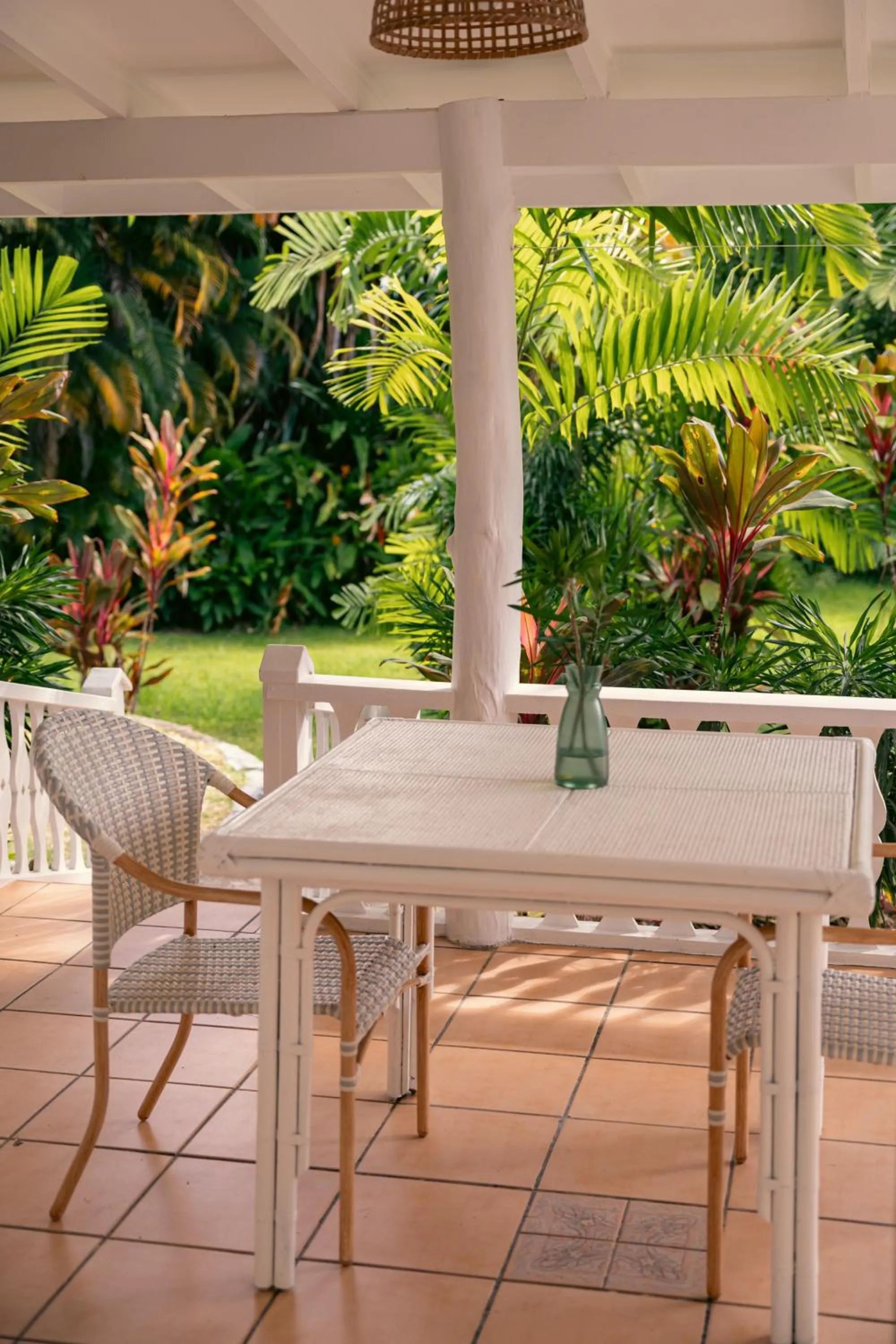 Beau Vallon Bungalows