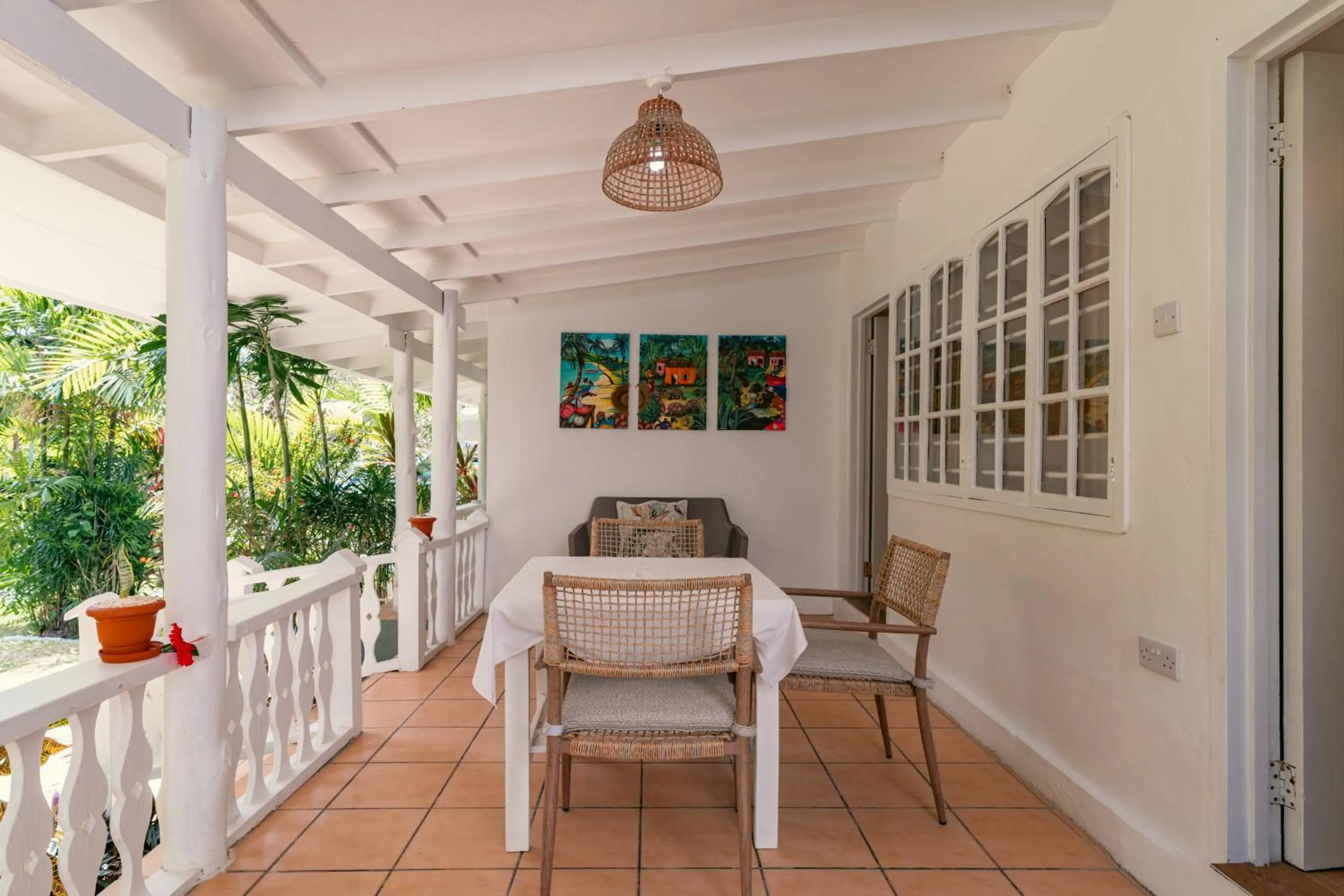 Beau Vallon Bungalows