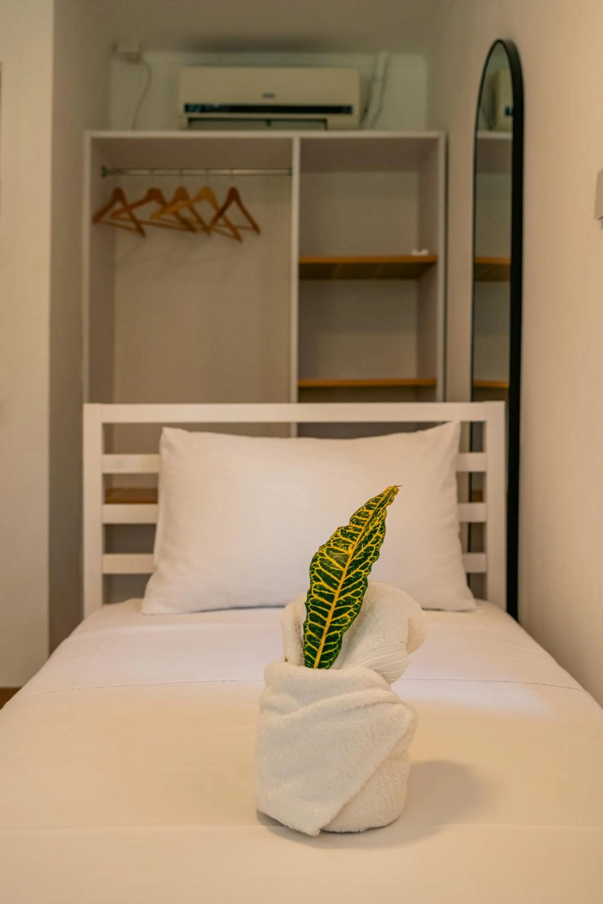 Bed in Beau Vallon Bungalows