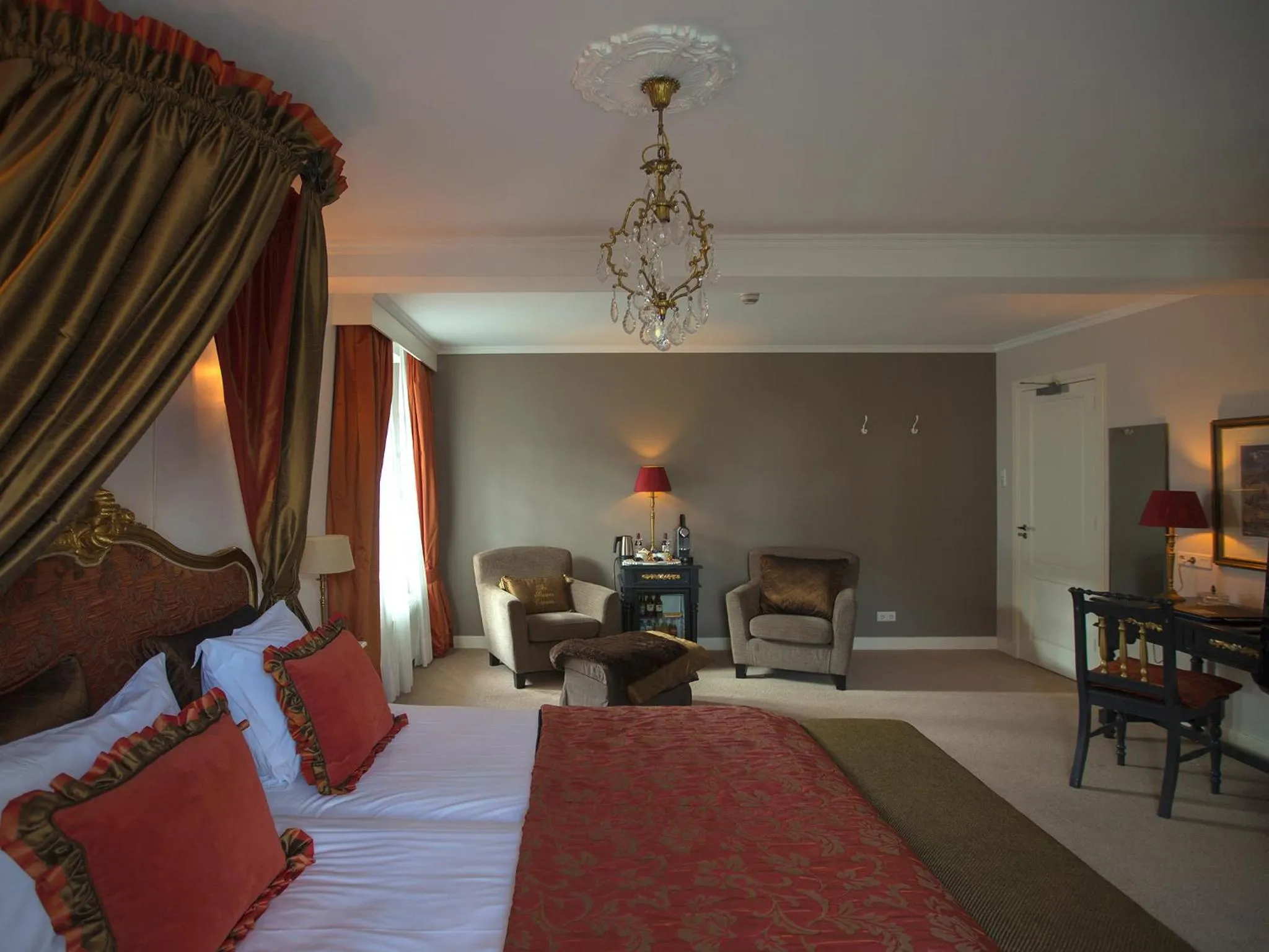 Photo of the whole room in B & B Hotel The Baron Crown