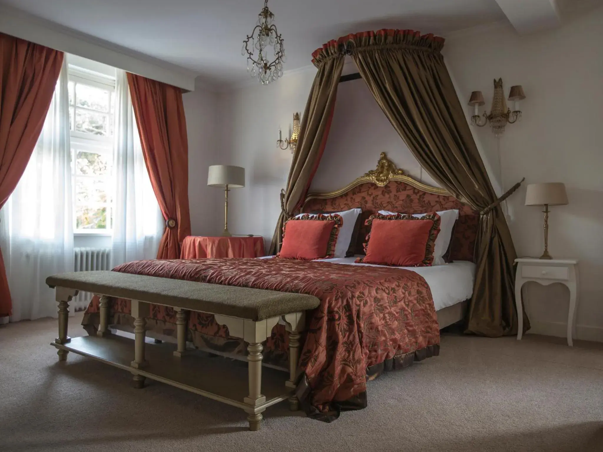 Crown Suite - single occupancy in B & B Hotel The Baron Crown Crown Suite - single occupancy in B & B Hotel The Baron Crown