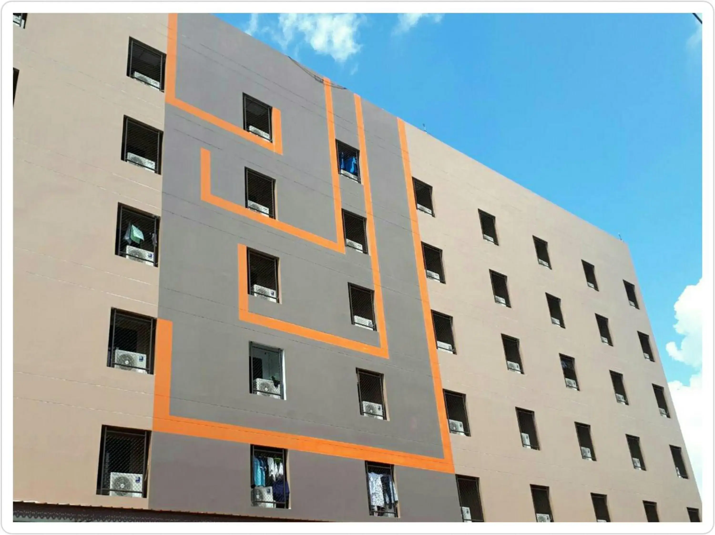 Property building in Centerpoint Hotel Property building in Centerpoint Hotel