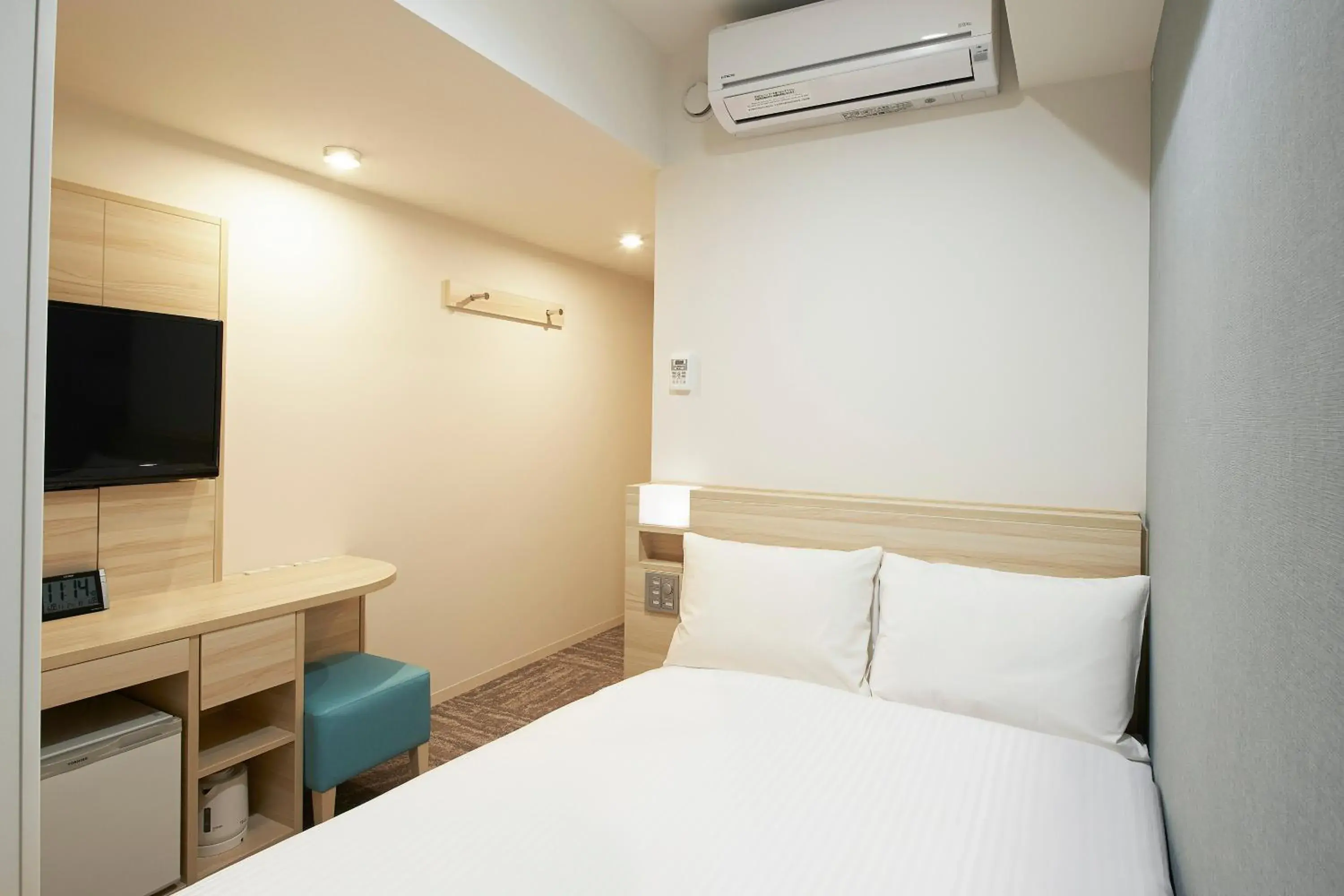 Bed in Sotetsu Fresa Inn Ueno-Okachimachi Bed in Sotetsu Fresa Inn Ueno-Okachimachi