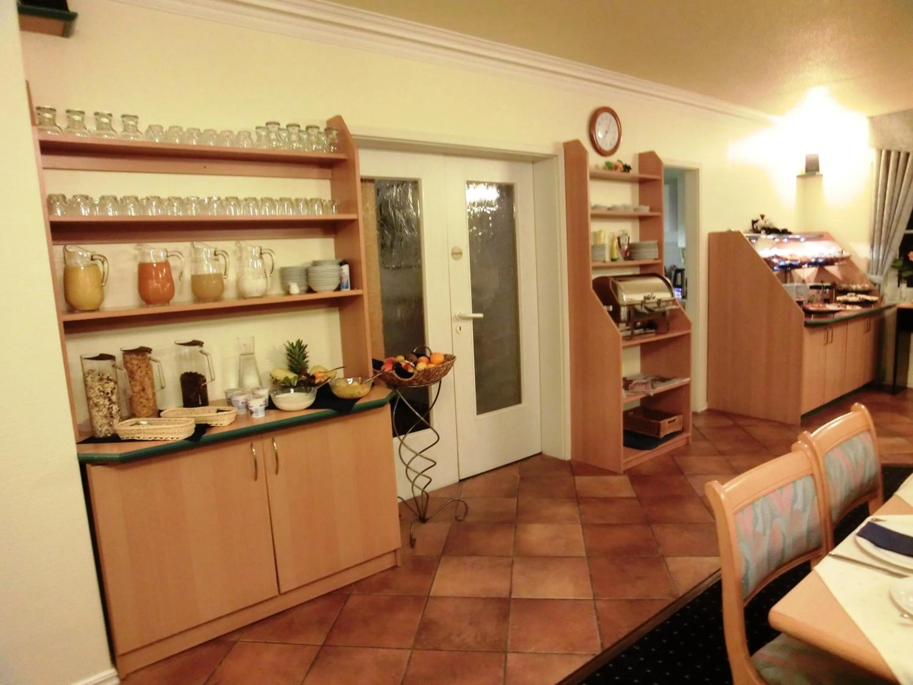 Restaurant/places to eat in Hotel Nordic