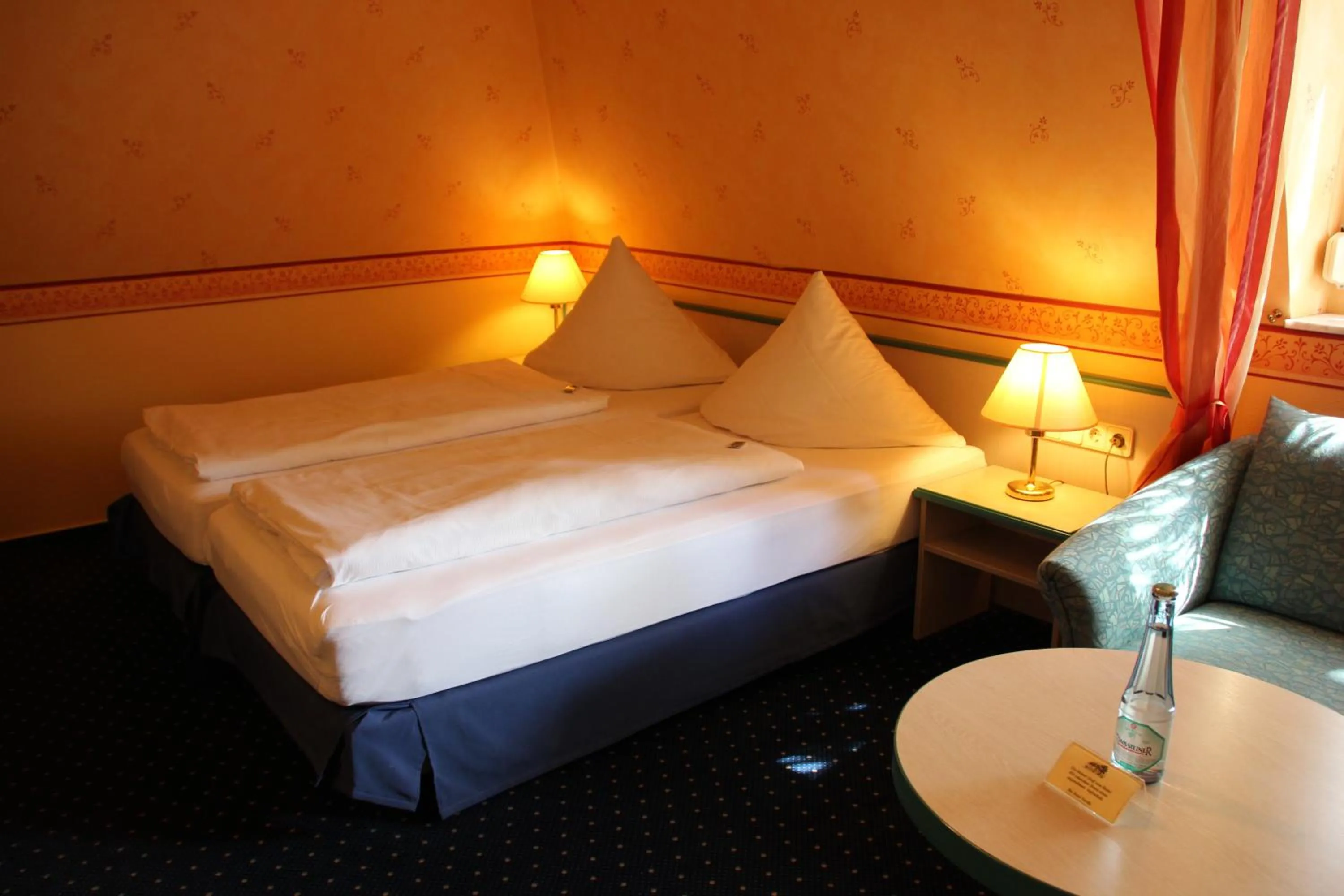Photo of the whole room, Bed in Hotel Nordic