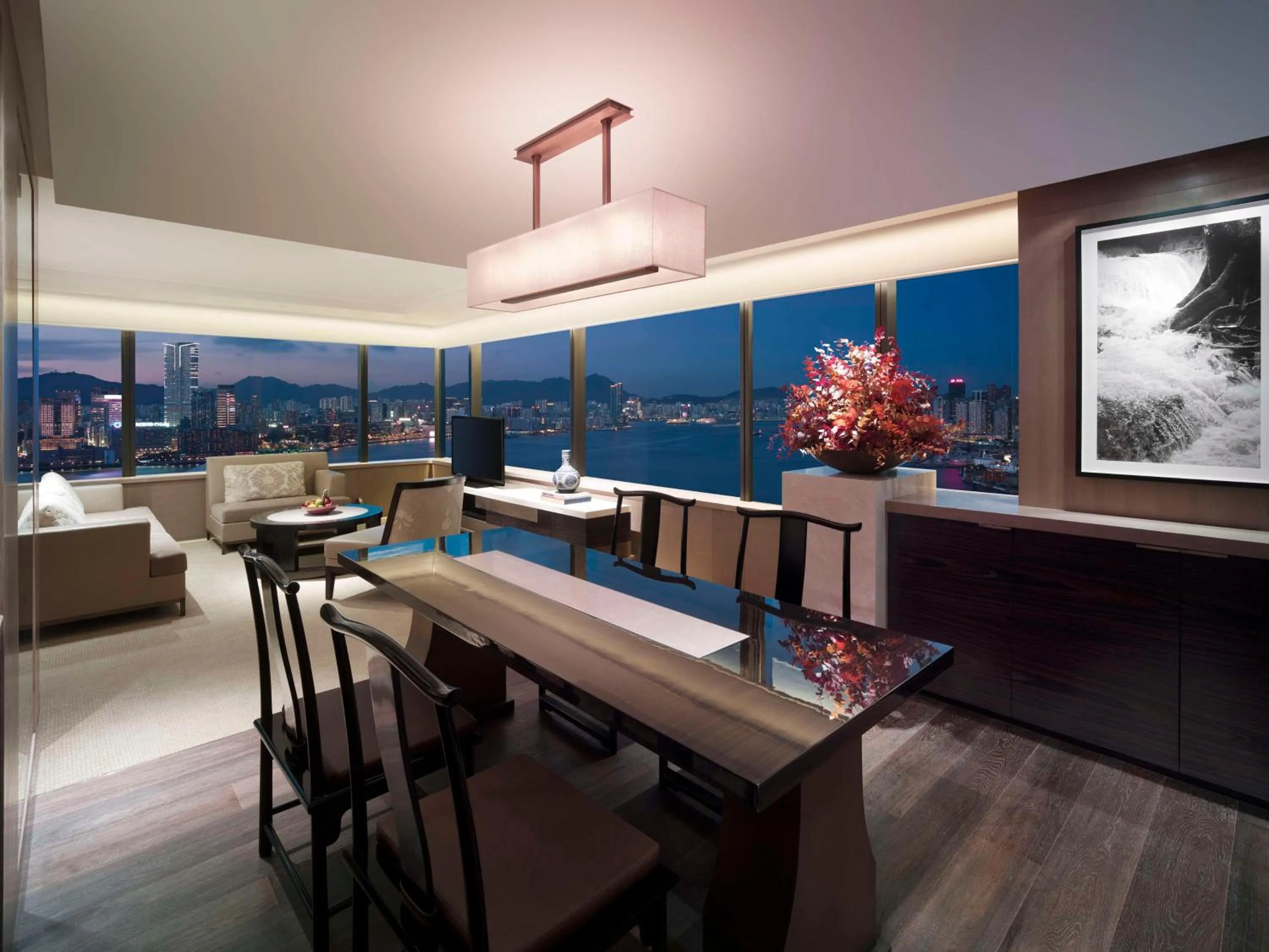 Photo of the whole room in Grand Hyatt Hong Kong