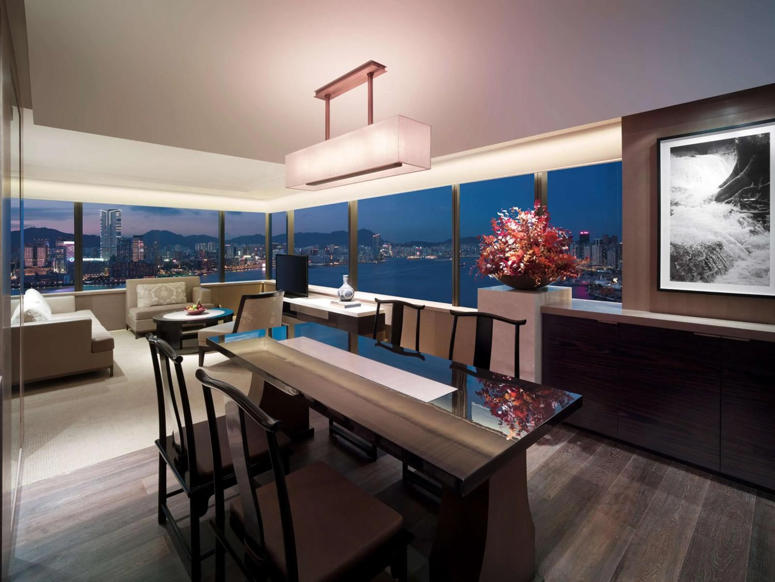 Photo of the whole room in Grand Hyatt Hong Kong