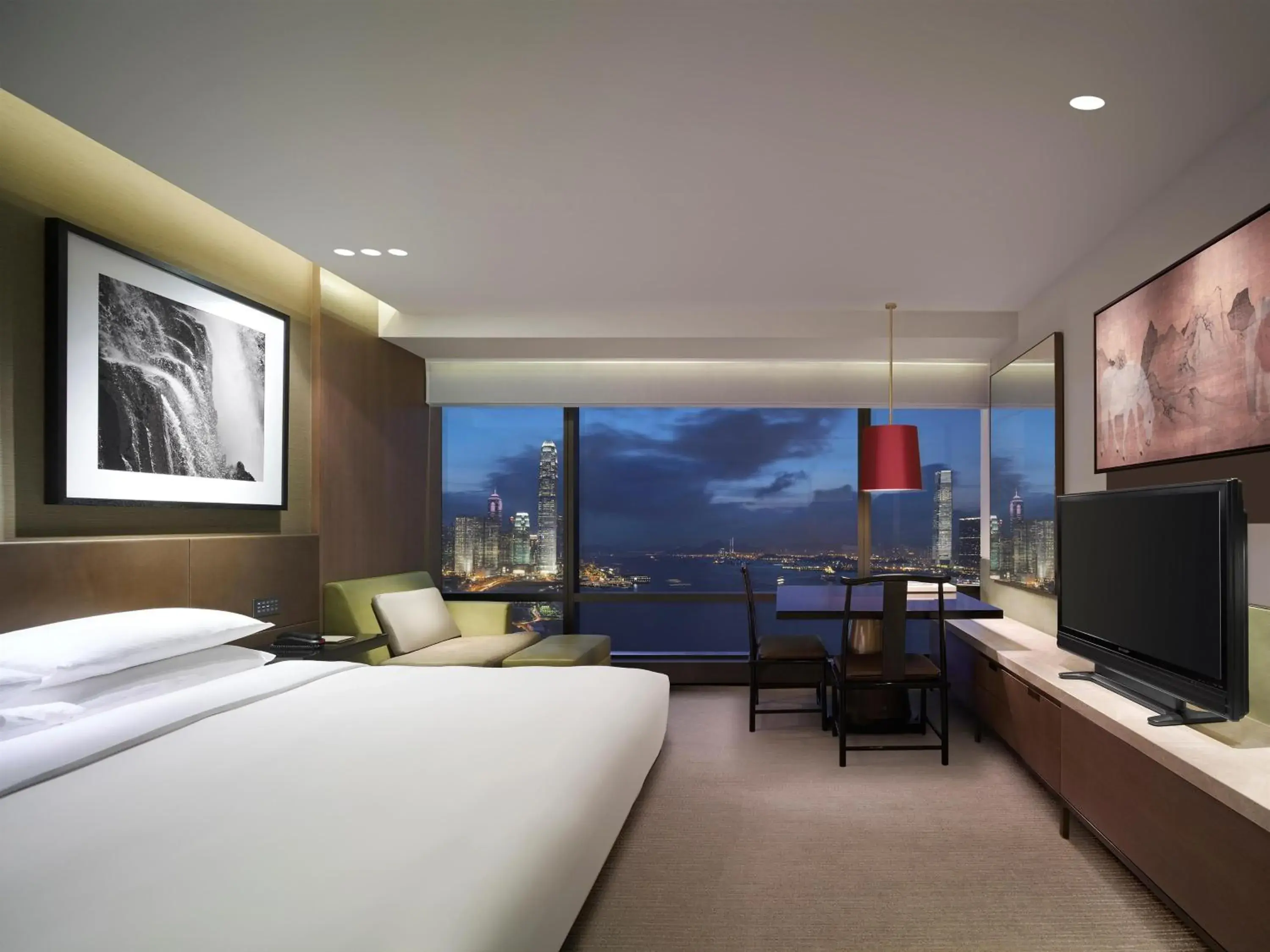 Photo of the whole room, Bed in Grand Hyatt Hong Kong Photo of the whole room, Bed in Grand Hyatt Hong Kong