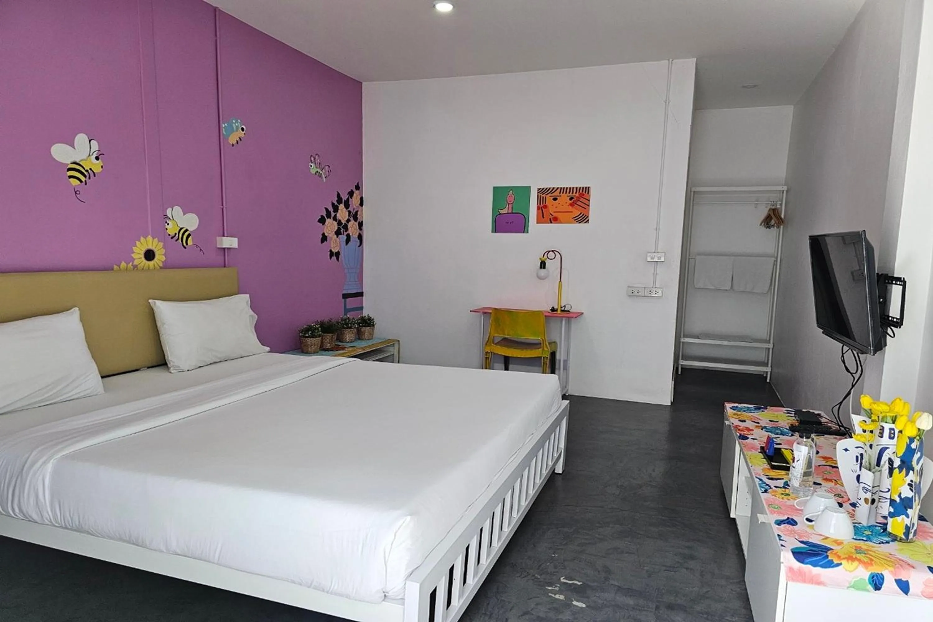 Bed in BW Thai Art Style Hotel