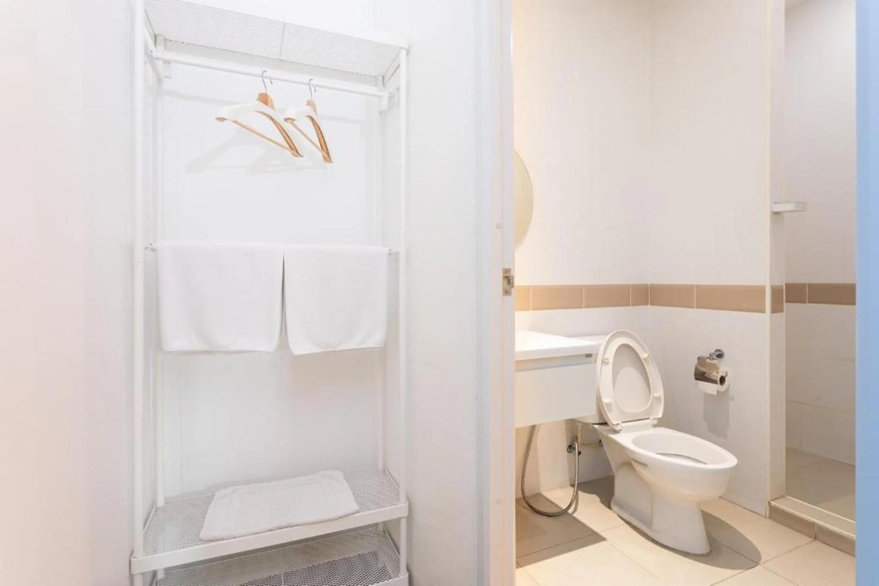 Toilet in BW Thai Art Style Hotel