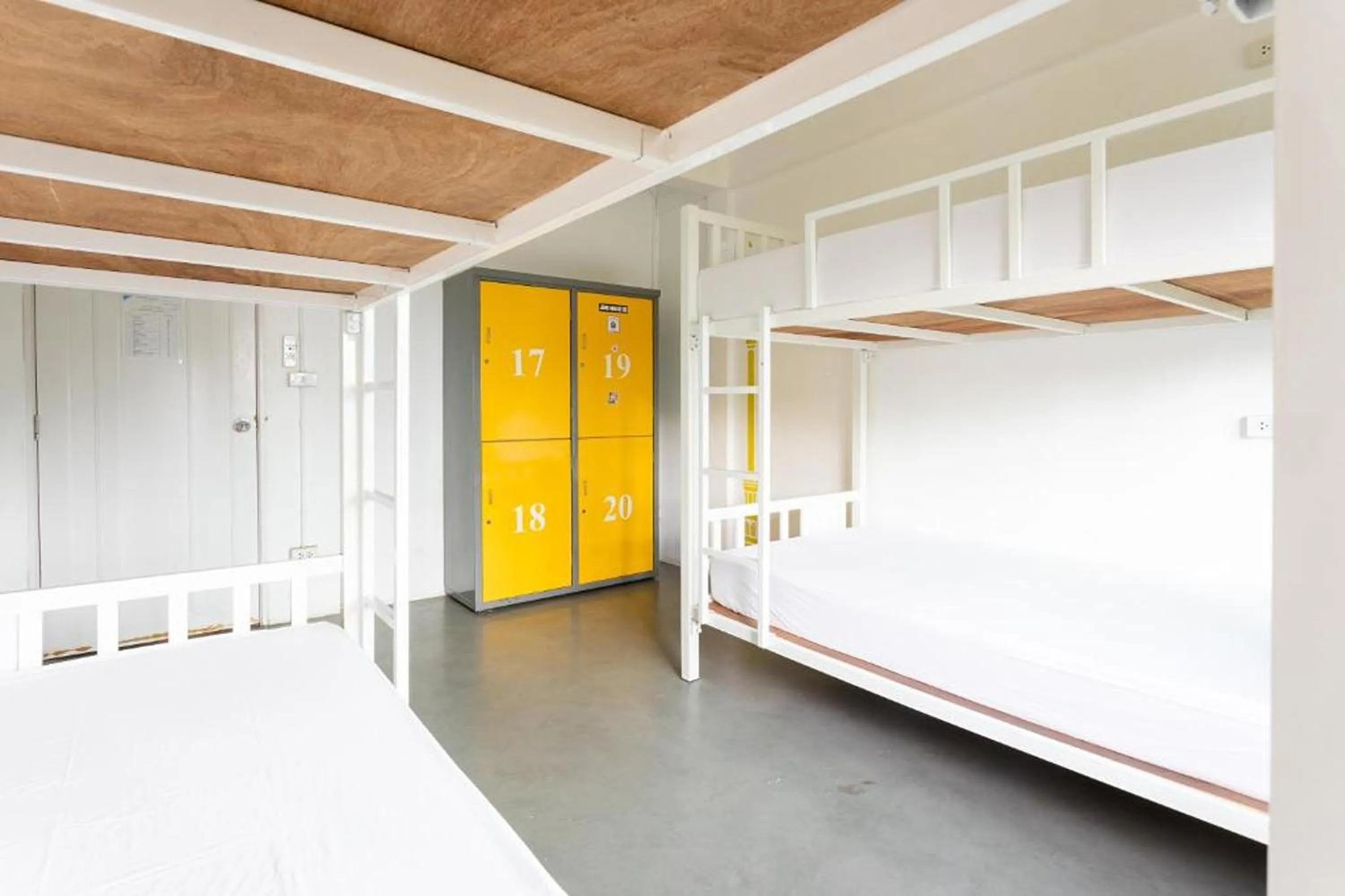 bunk bed in BW Thai Art Style Hotel