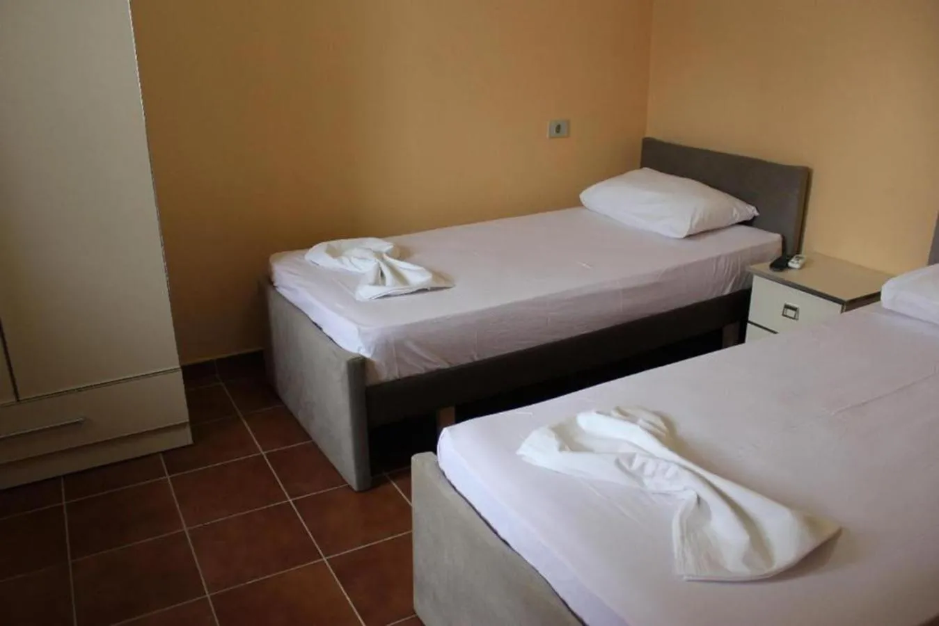Bed in Hotel Athina