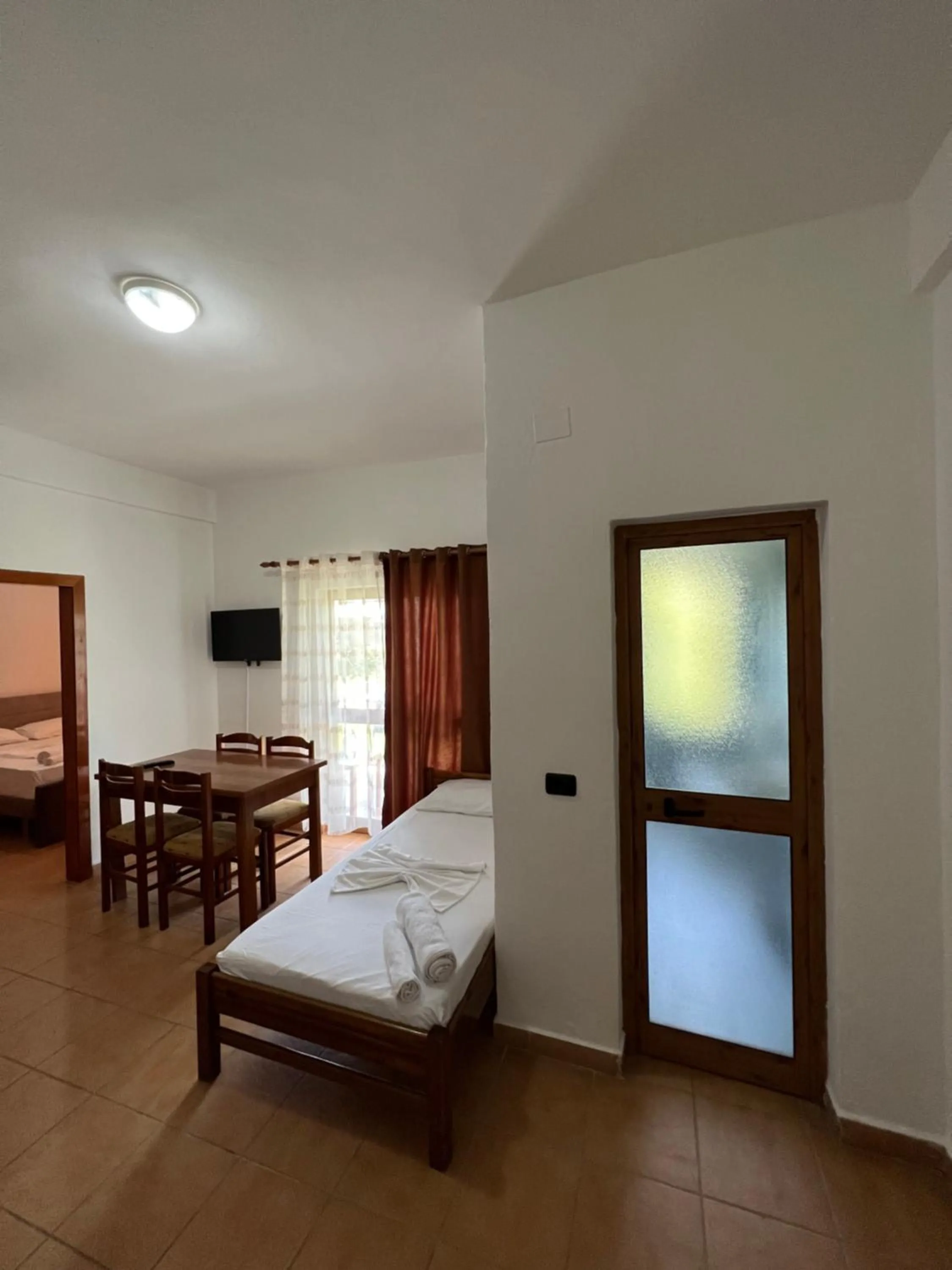 Bed in Hotel Athina