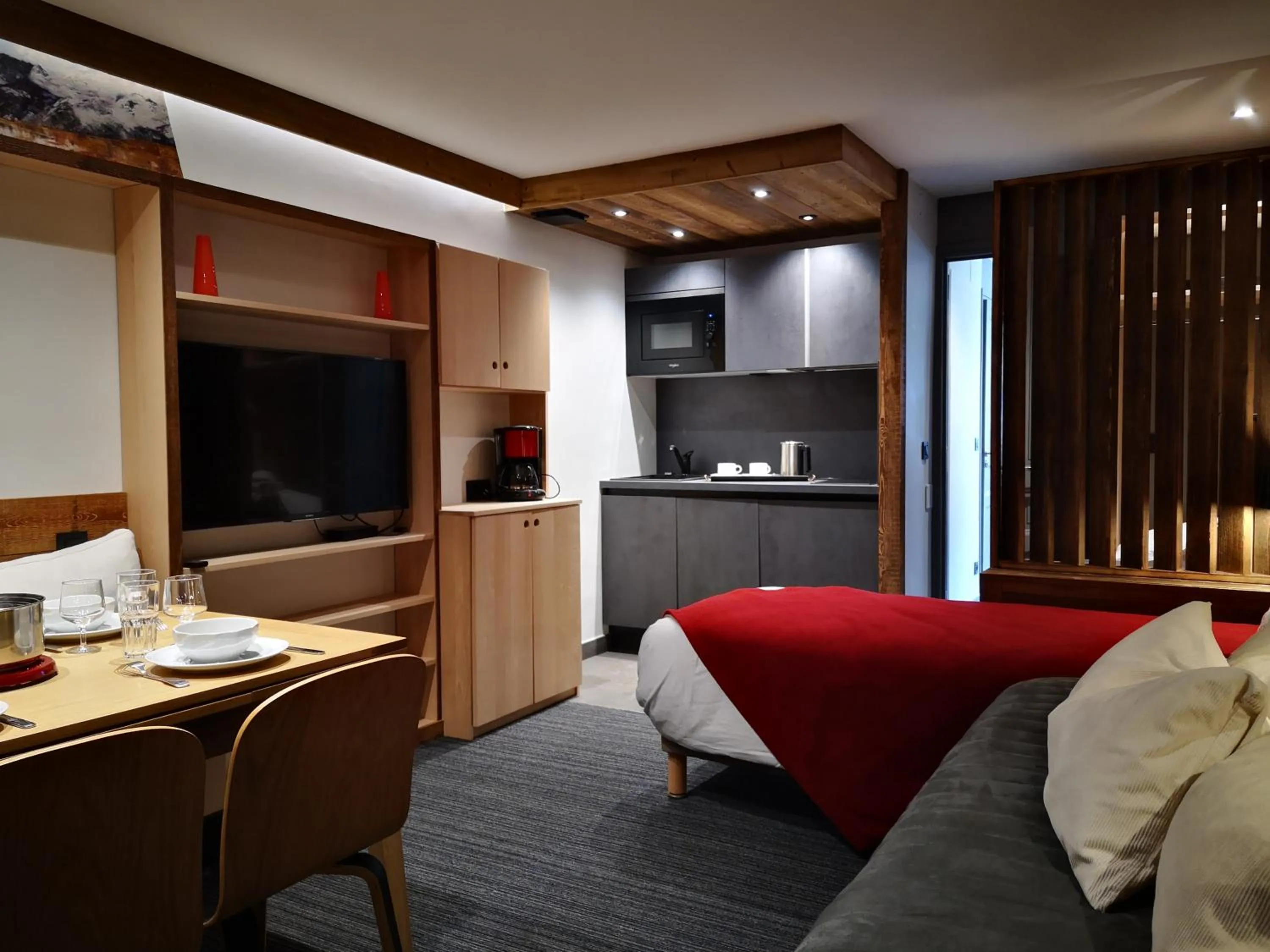 Photo of the whole room in Alliey & Spa Piscine Appart-hôtel Serre chevalier