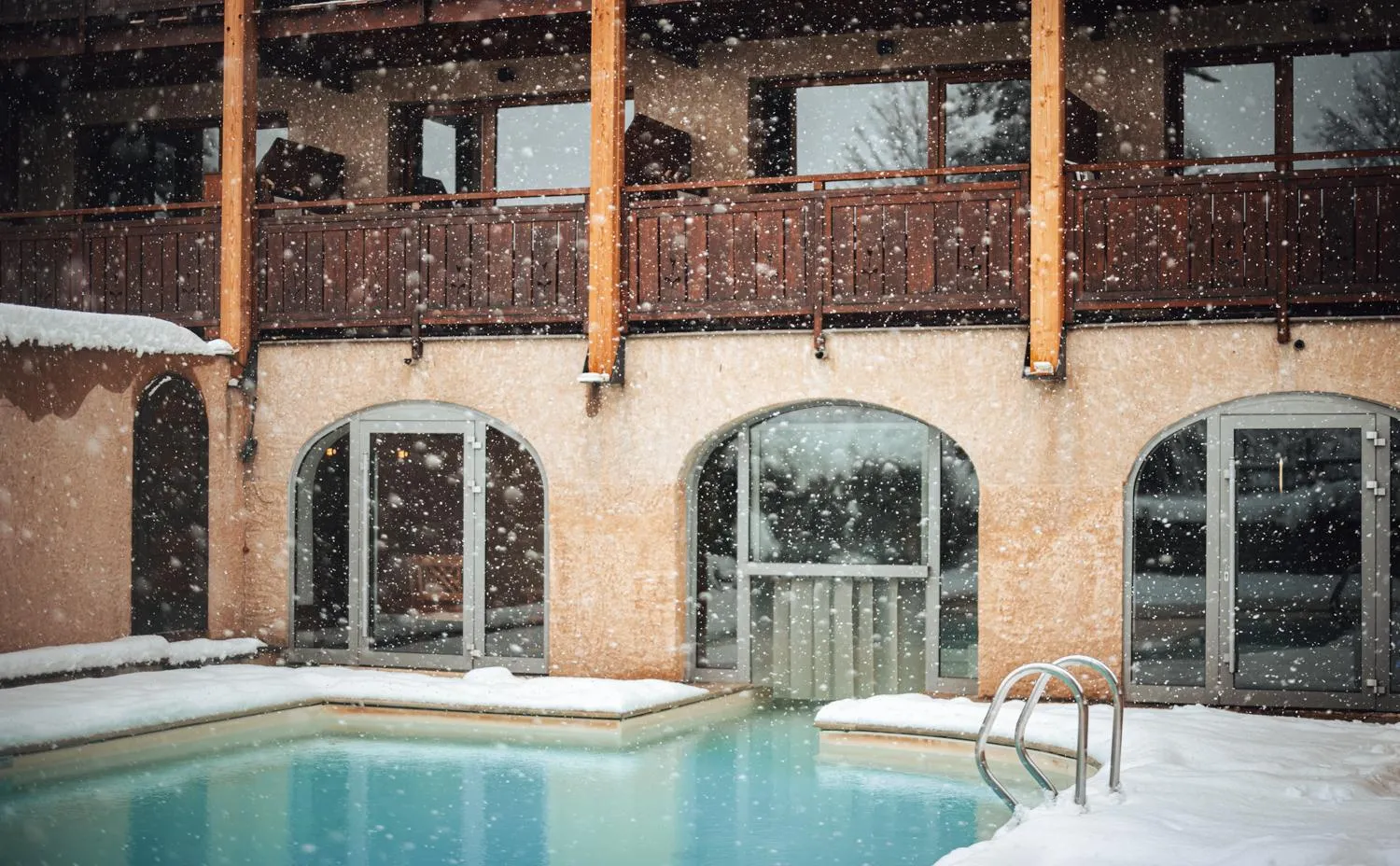 Winter in Alliey & Spa Piscine Appart-hôtel Serre chevalier