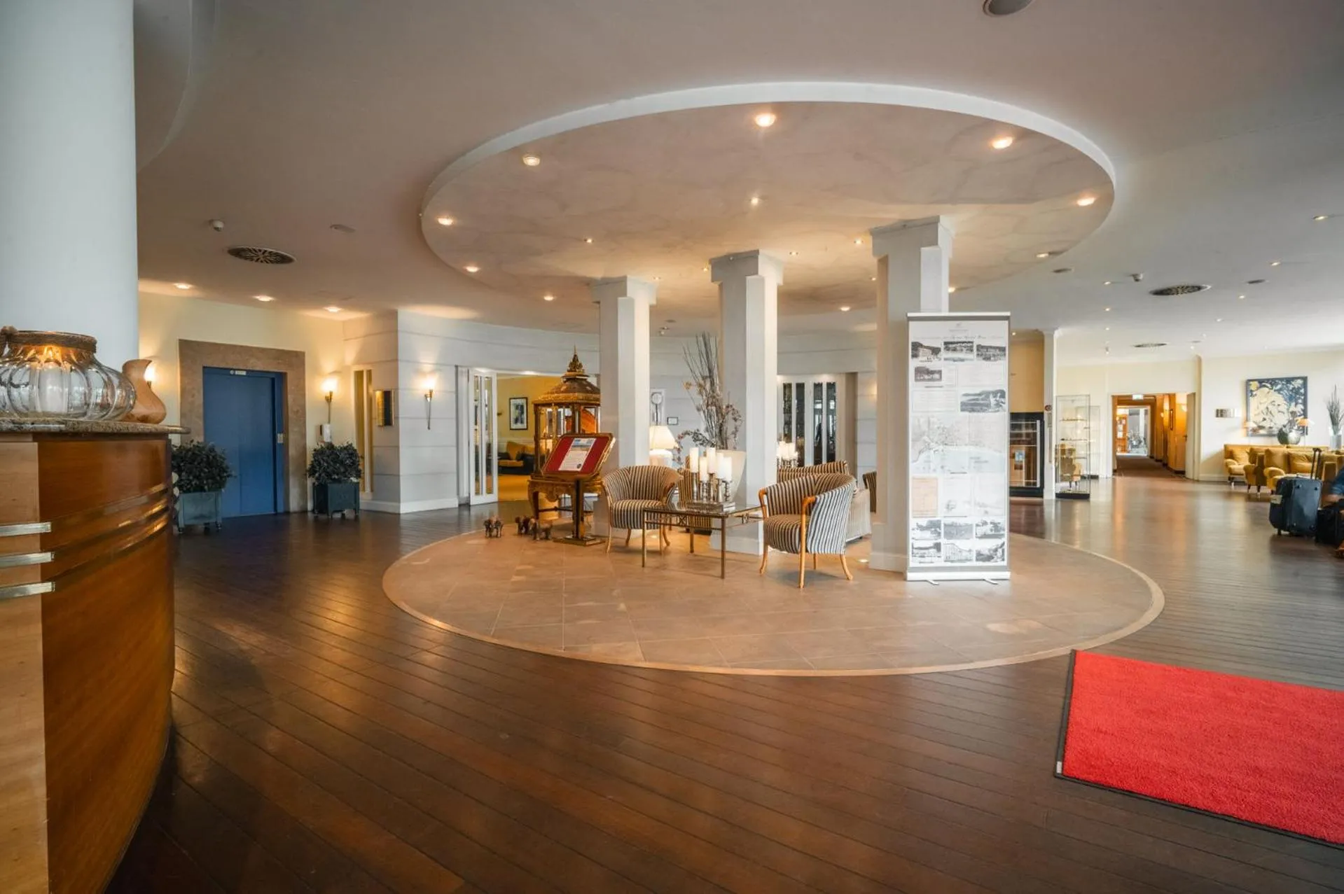 Lobby or reception in Grand Hotel Binz