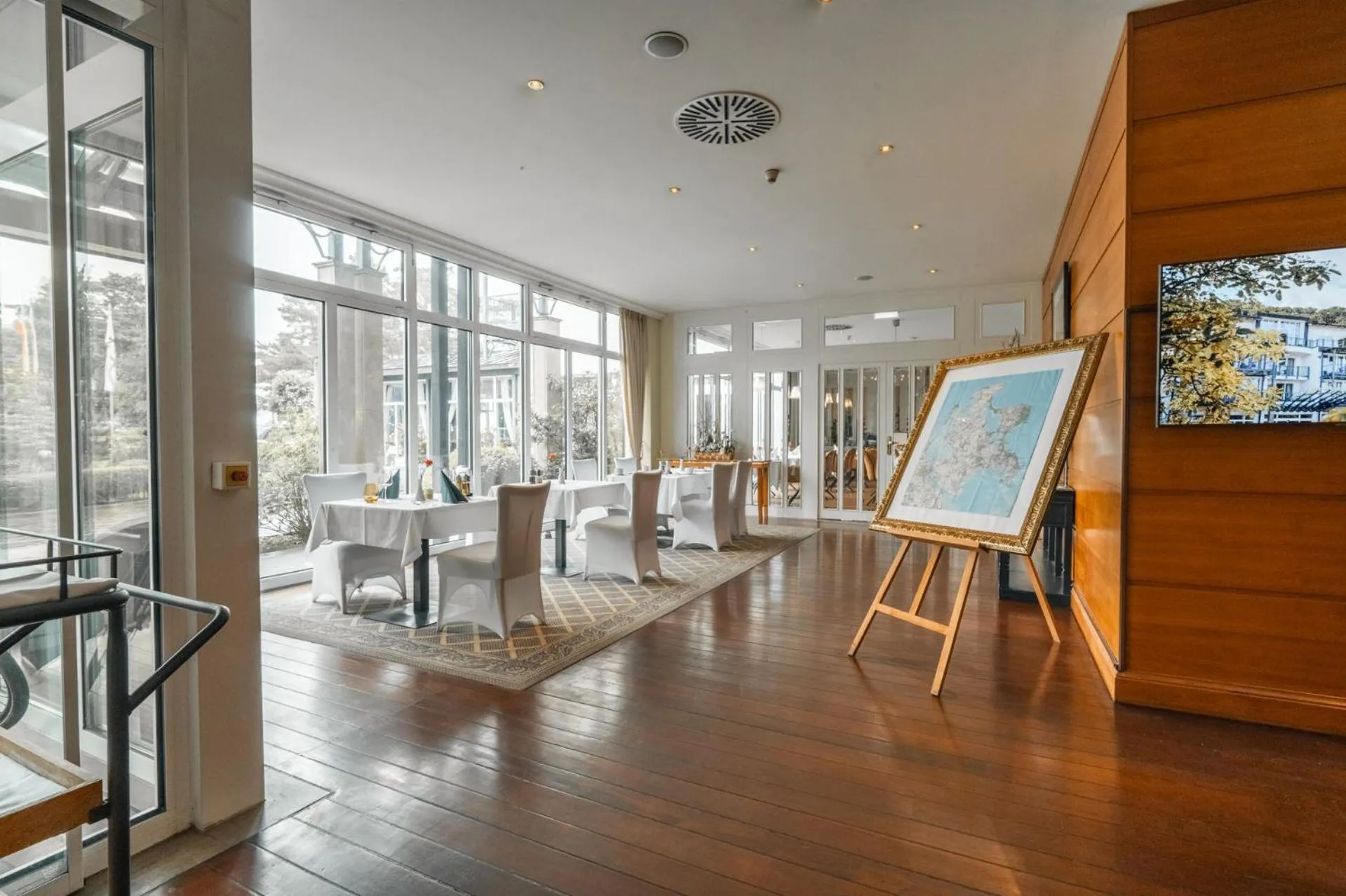 Lobby or reception in Grand Hotel Binz