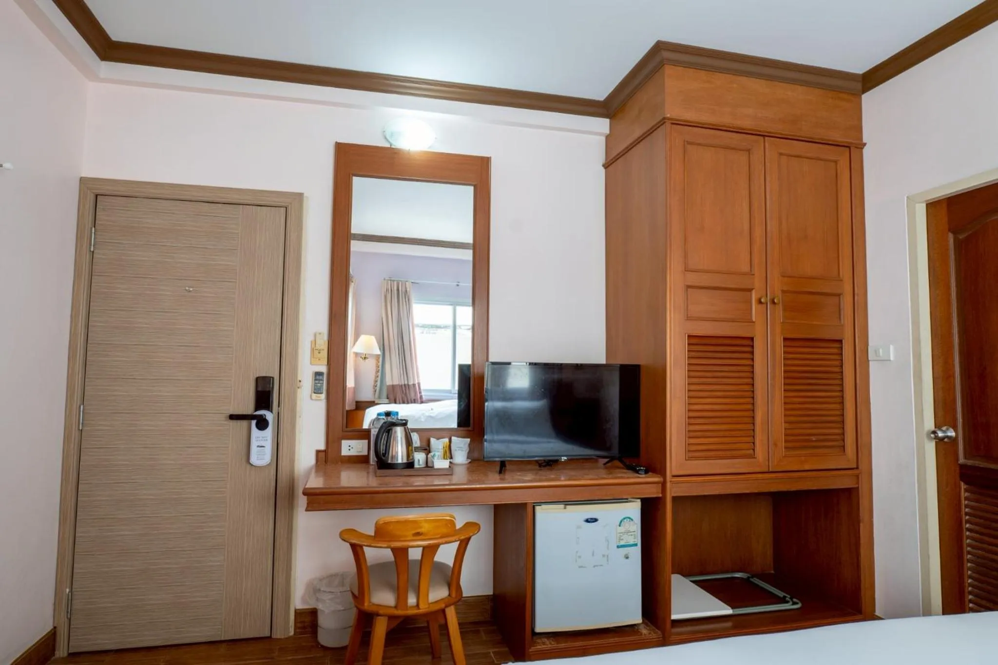 TV and multimedia in Krabi River Hotel