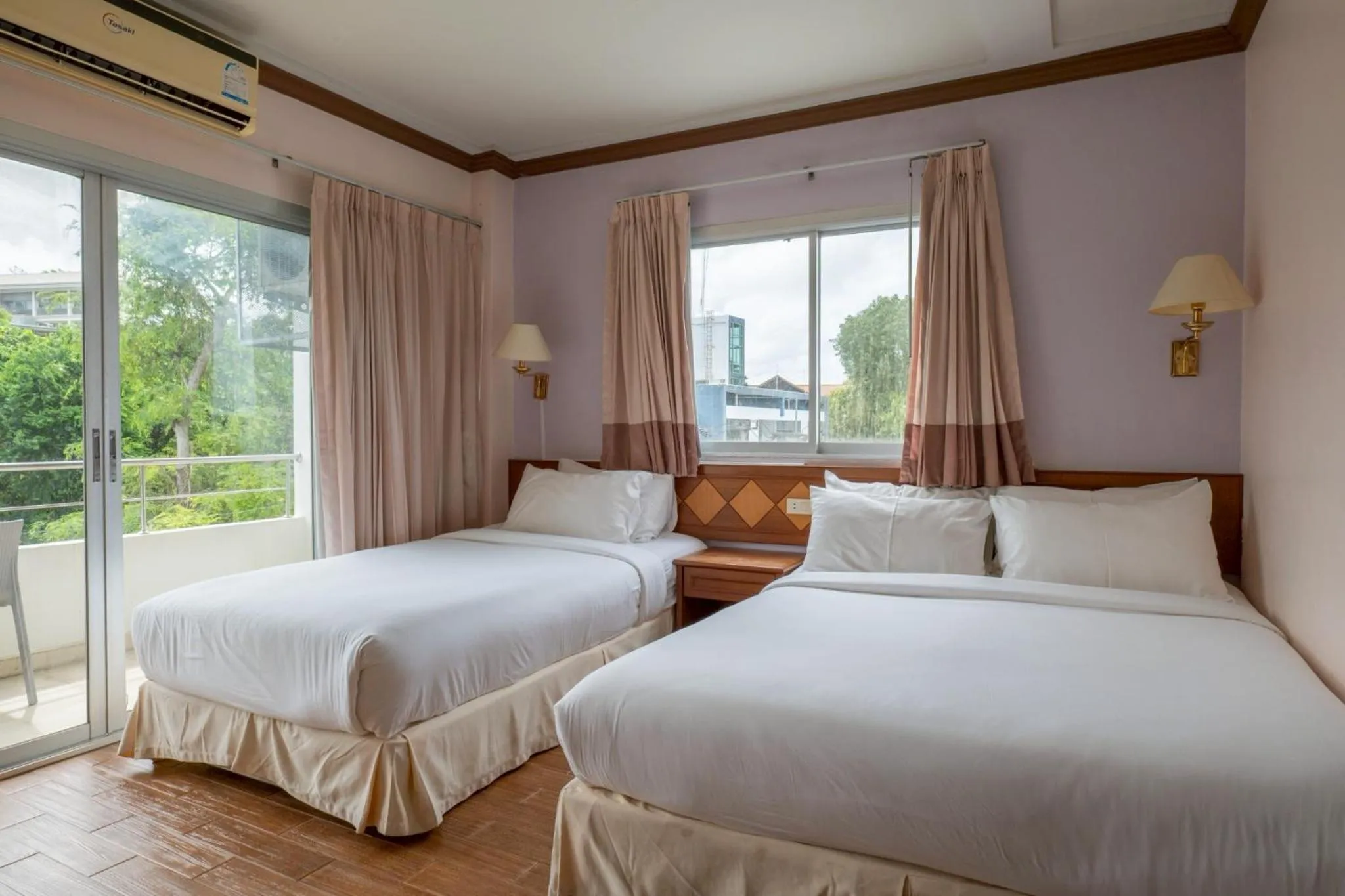 Bed in Krabi River Hotel