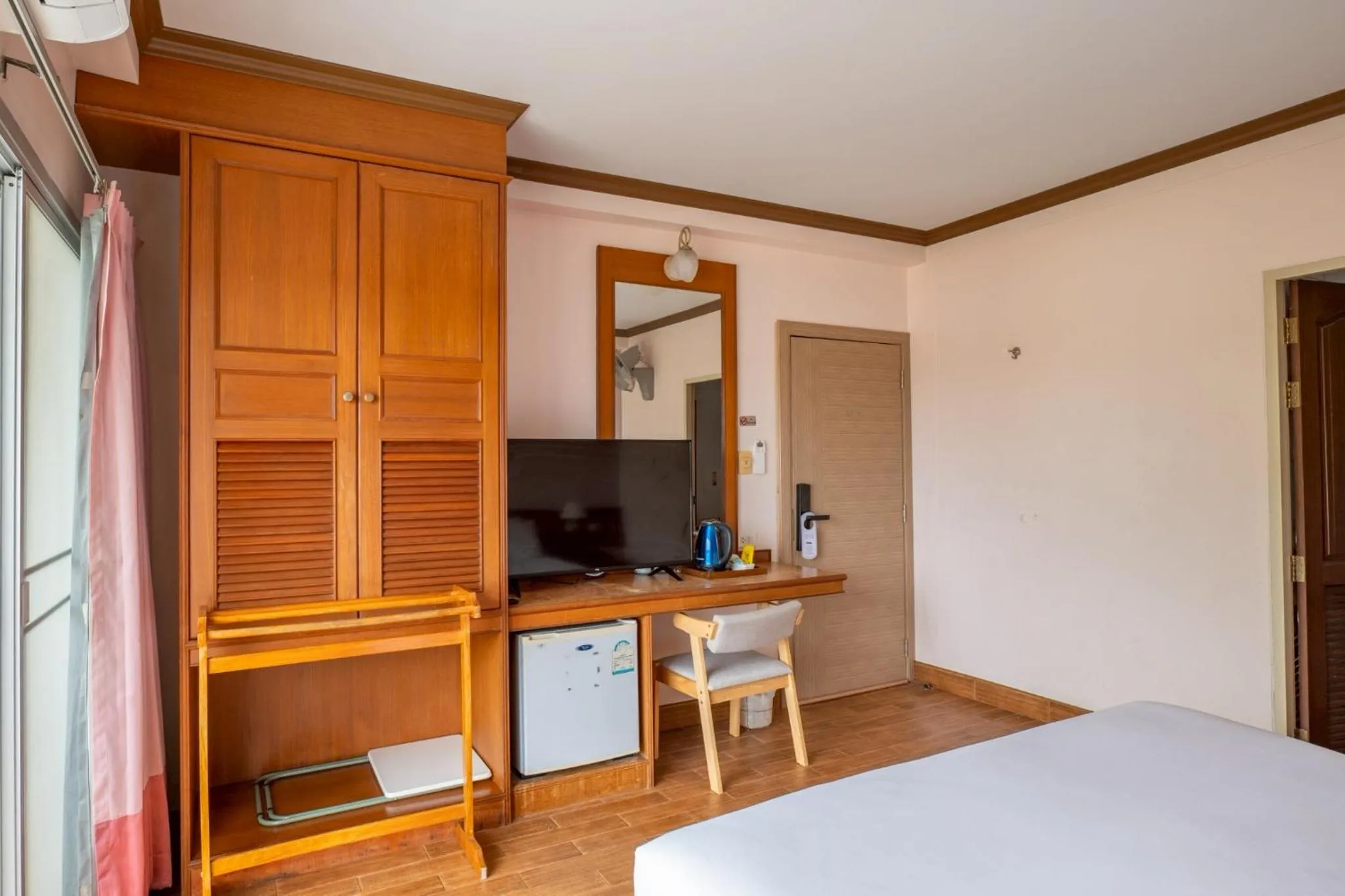 TV and multimedia, Bed in Krabi River Hotel