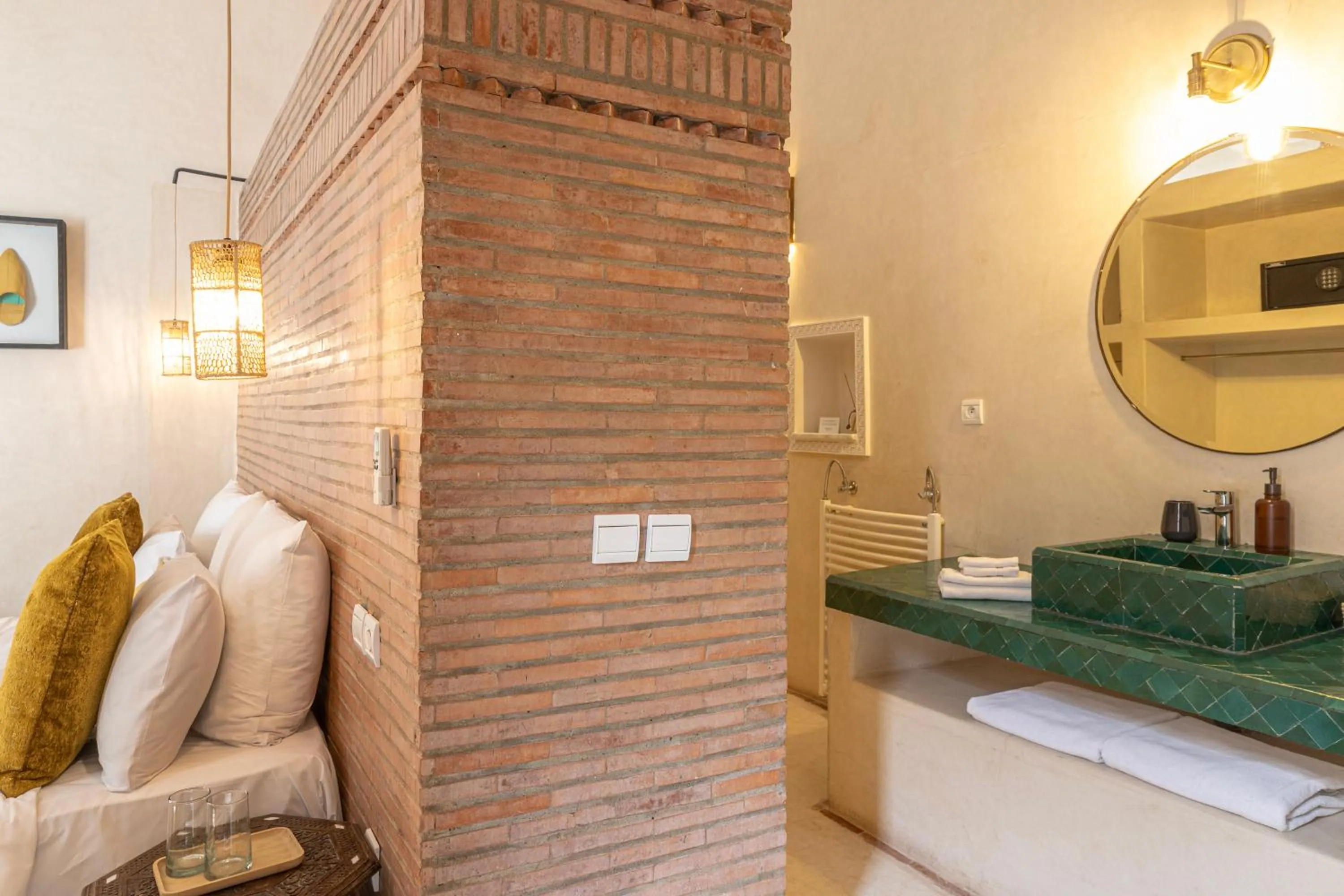 Photo of the whole room in Riad O