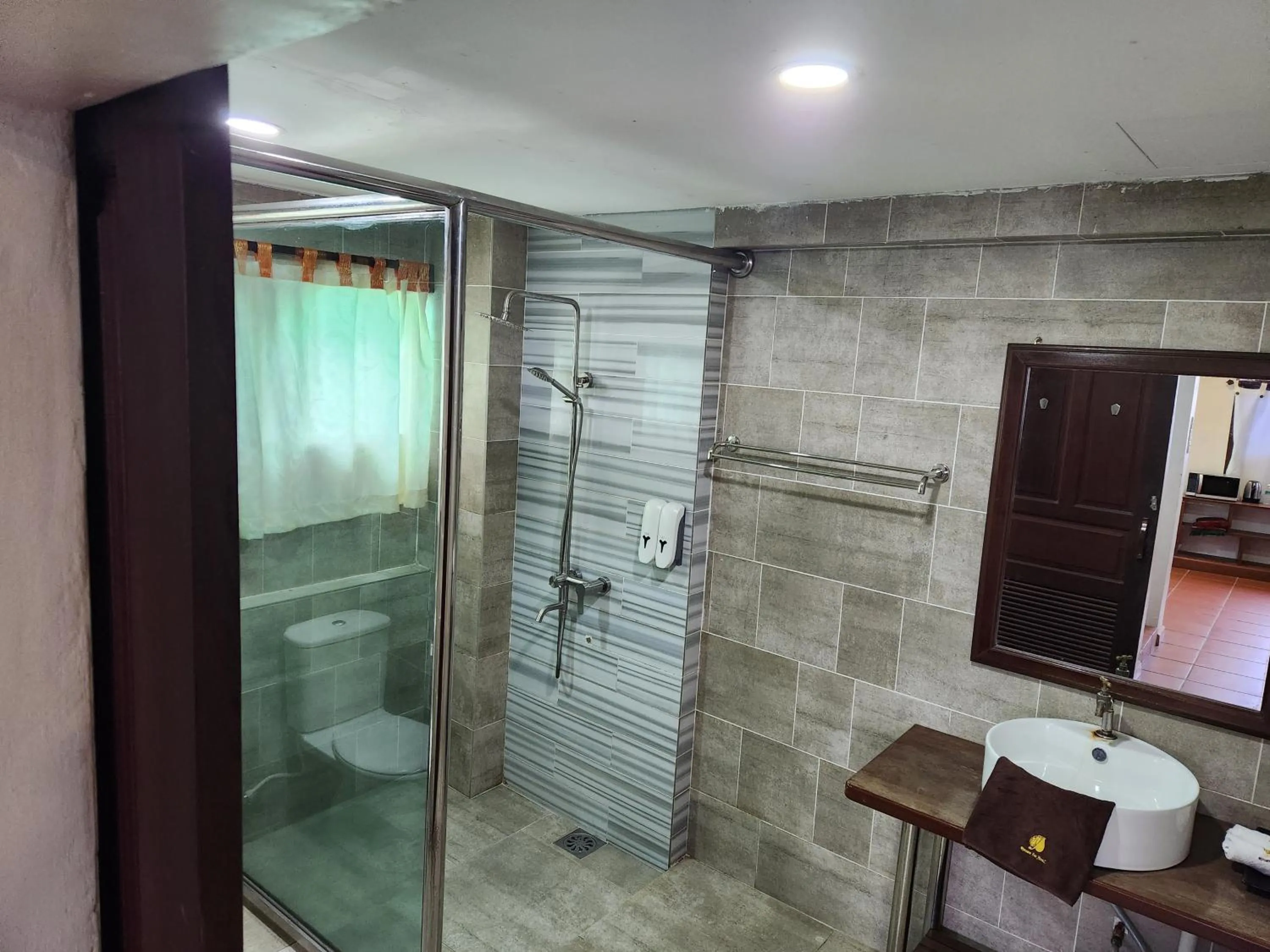 Shower in Uptown Eco Hotel