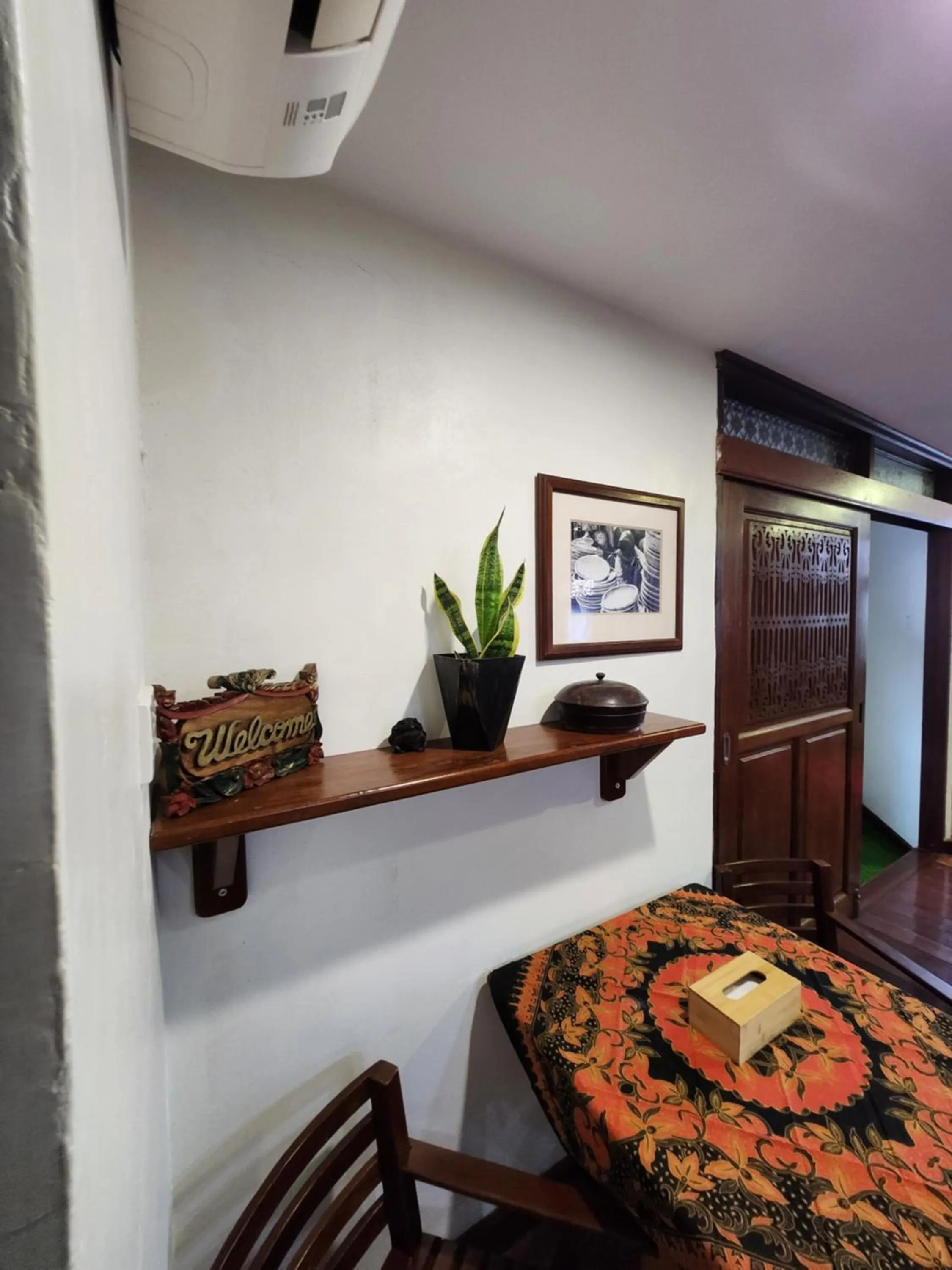 Dining area in Uptown Eco Hotel