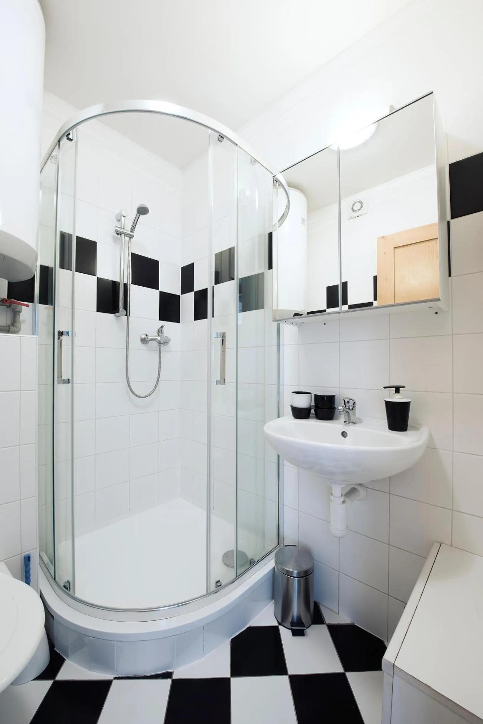 Shower in Family Apartments Praha 6