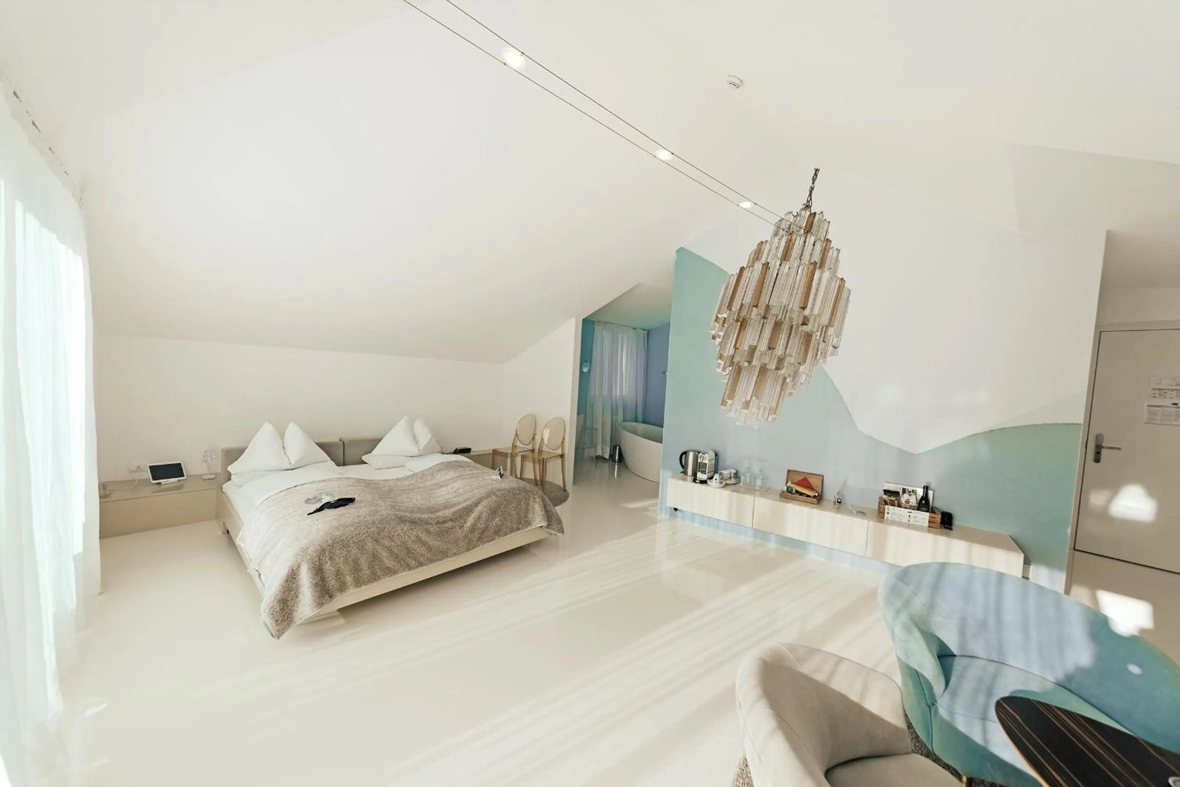 Photo of the whole room, Bed in Boutique Hotel Imperialart