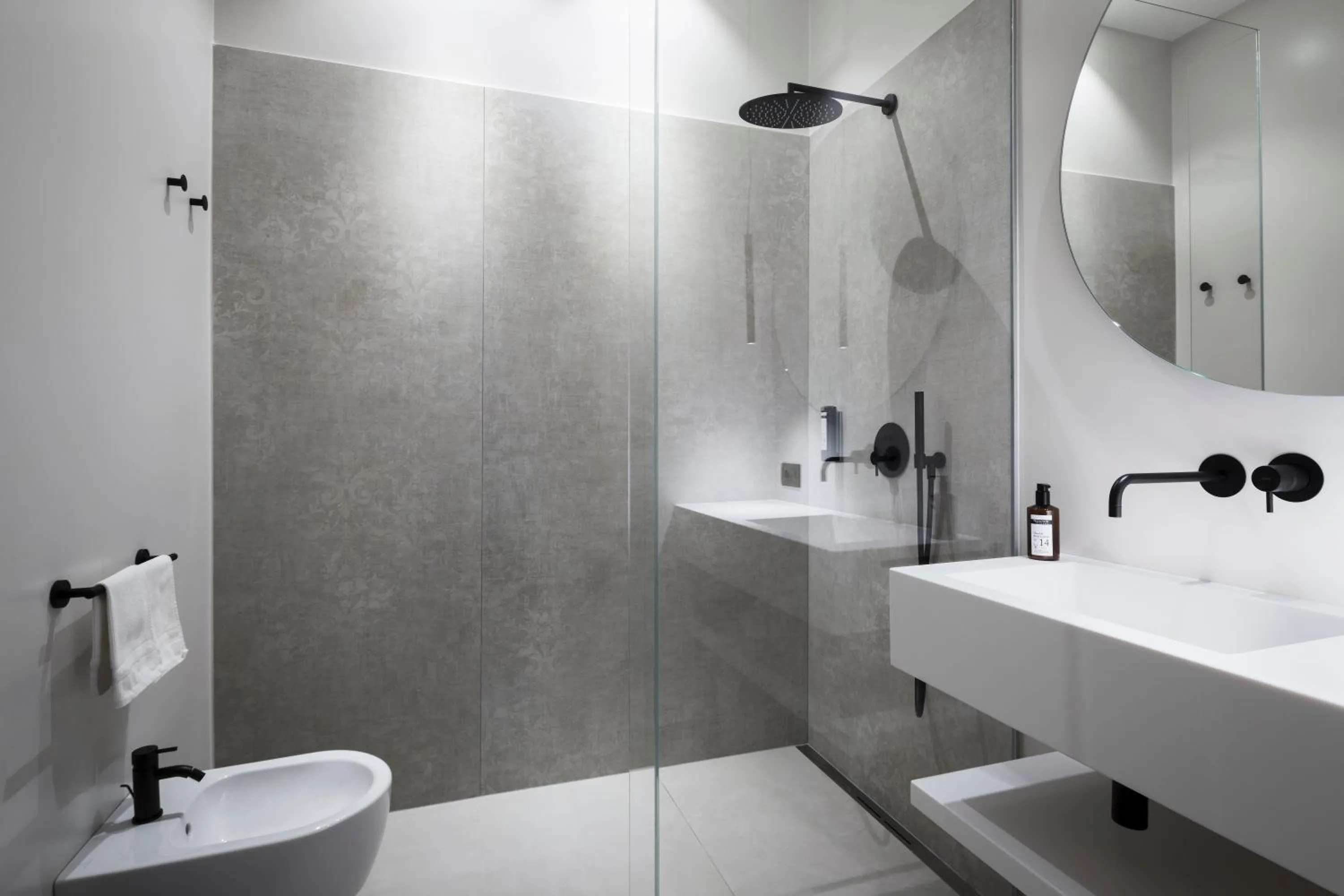 Shower in Windsor Merano Hotel & Suites