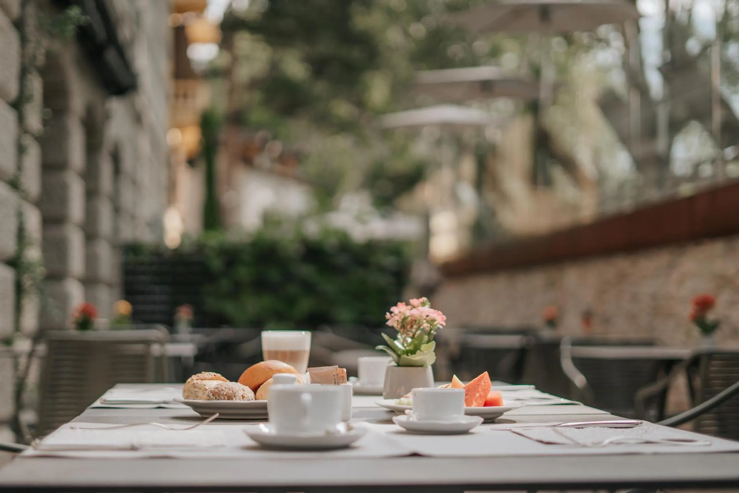 Patio in Windsor Merano Hotel & Suites