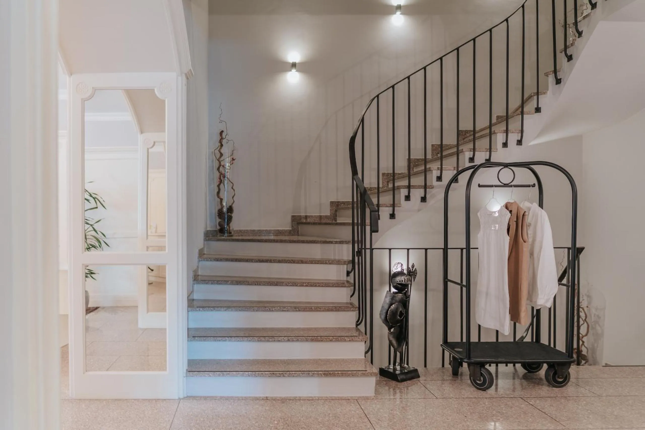 Lobby or reception in Windsor Merano Hotel & Suites