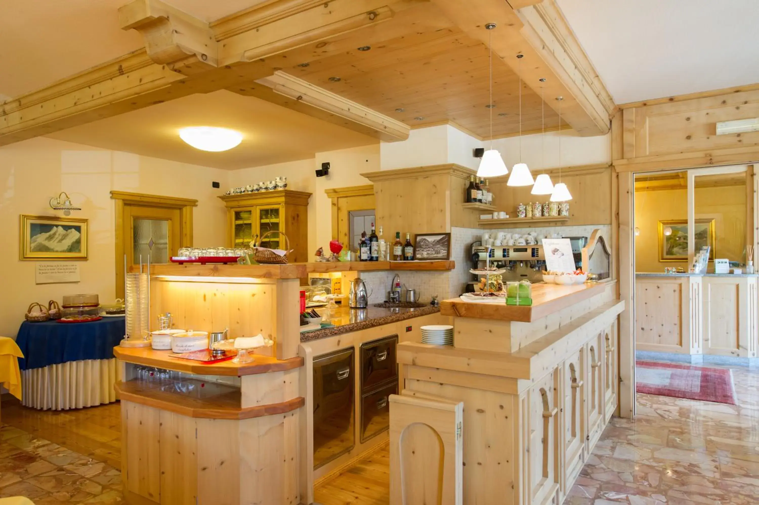 Lounge or bar in Meublè Cima Bianca Garni Lounge or bar in Meublè Cima Bianca Garni