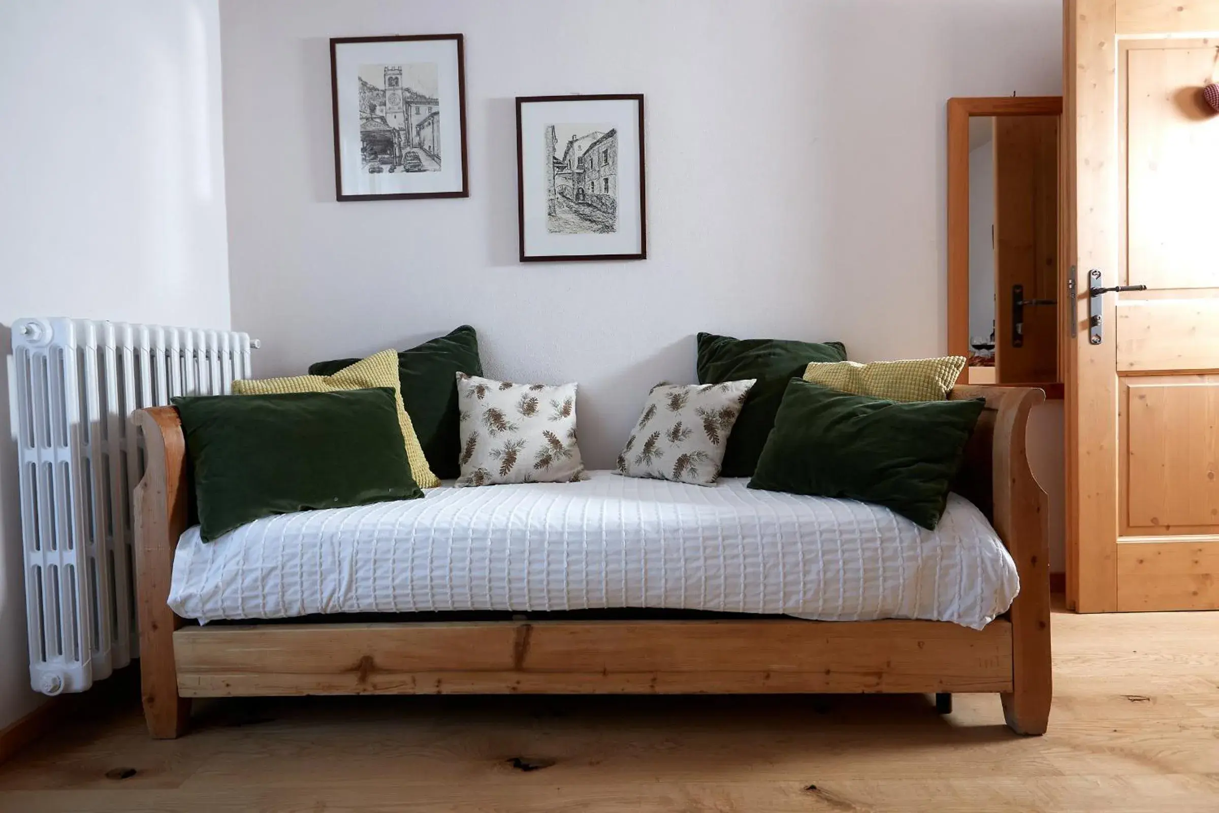 Day, Bed in Meublè Cima Bianca Garni Day, Bed in Meublè Cima Bianca Garni