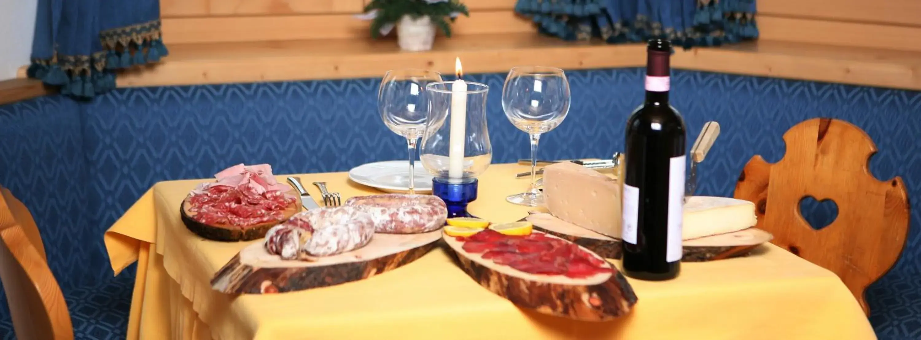 Lounge or bar in Meublè Cima Bianca Garni Lounge or bar in Meublè Cima Bianca Garni