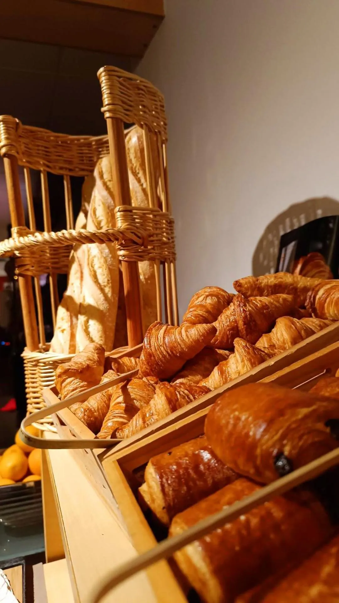 Food and drinks in ibis Saint Brieuc Yffiniac