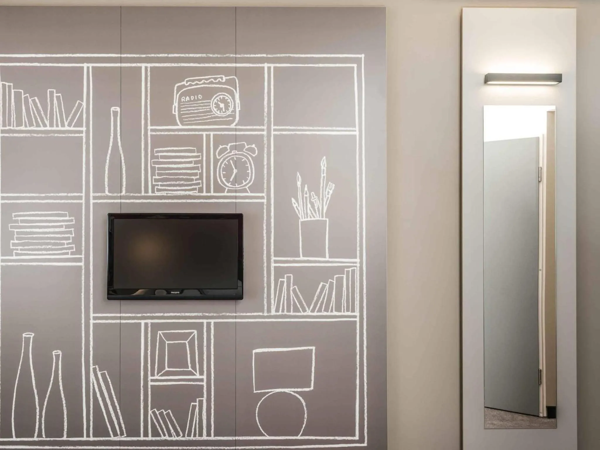 Bedroom in ibis Saint Brieuc Yffiniac