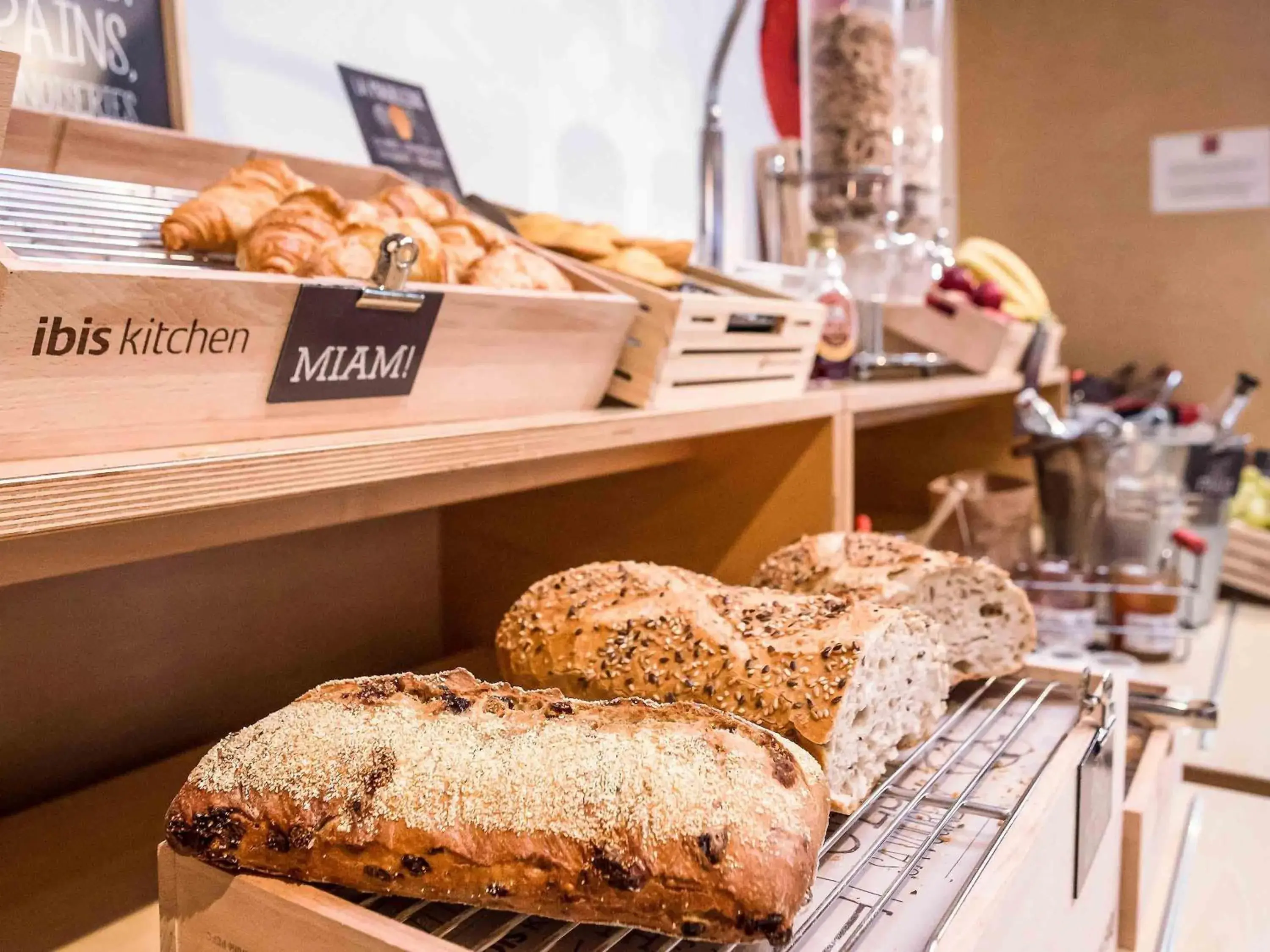 Bedroom in ibis Saint Brieuc Yffiniac Bedroom in ibis Saint Brieuc Yffiniac