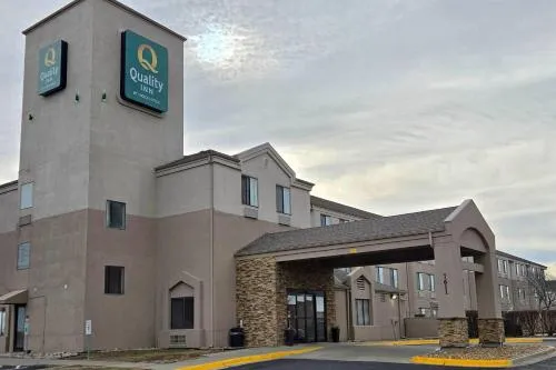 Quality Inn By Choice Hotels Kansas City International Airport